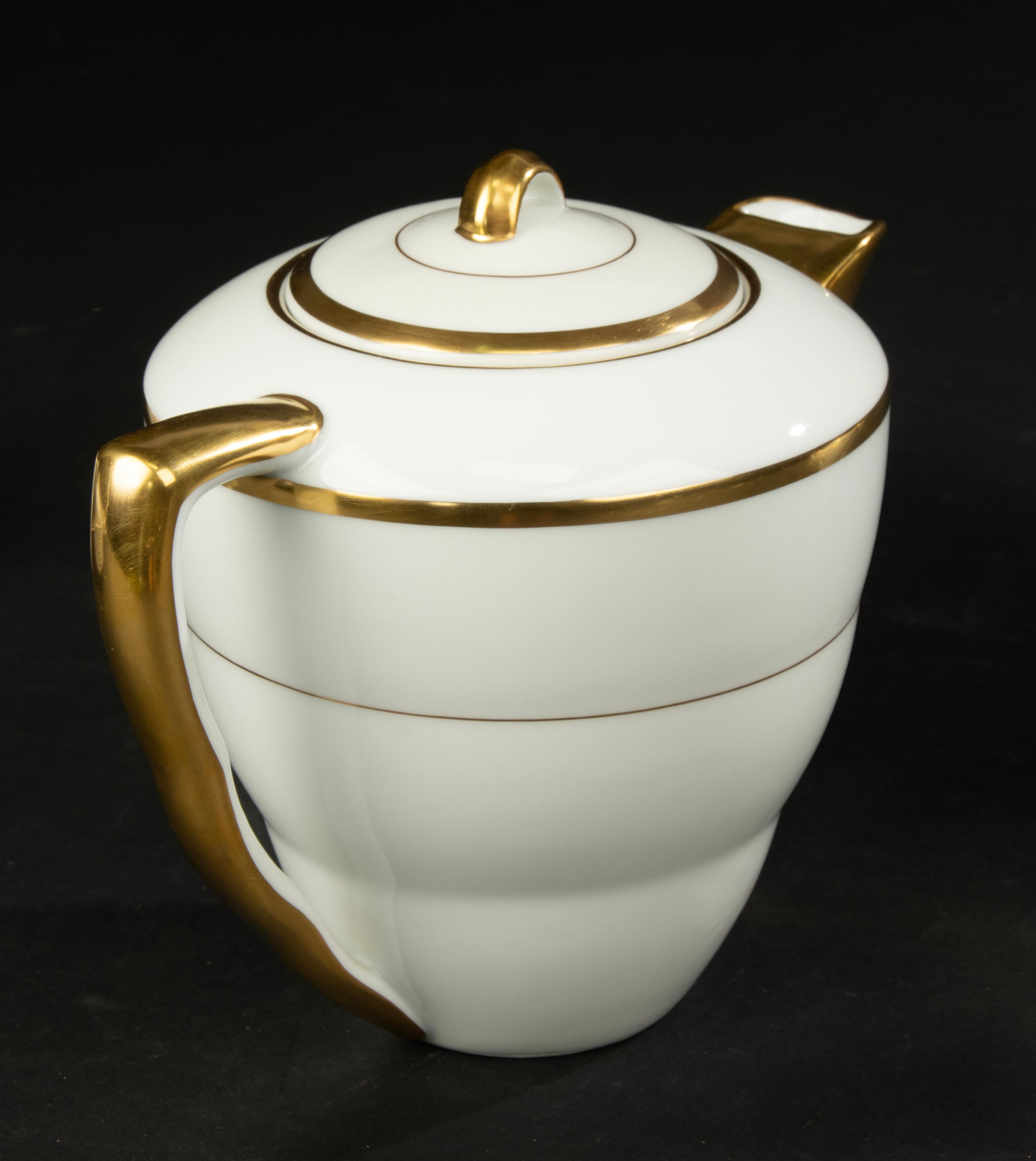 13-Piece Art Deco Tea Set - Limoges Porcelain - White and Gold For Sale 7