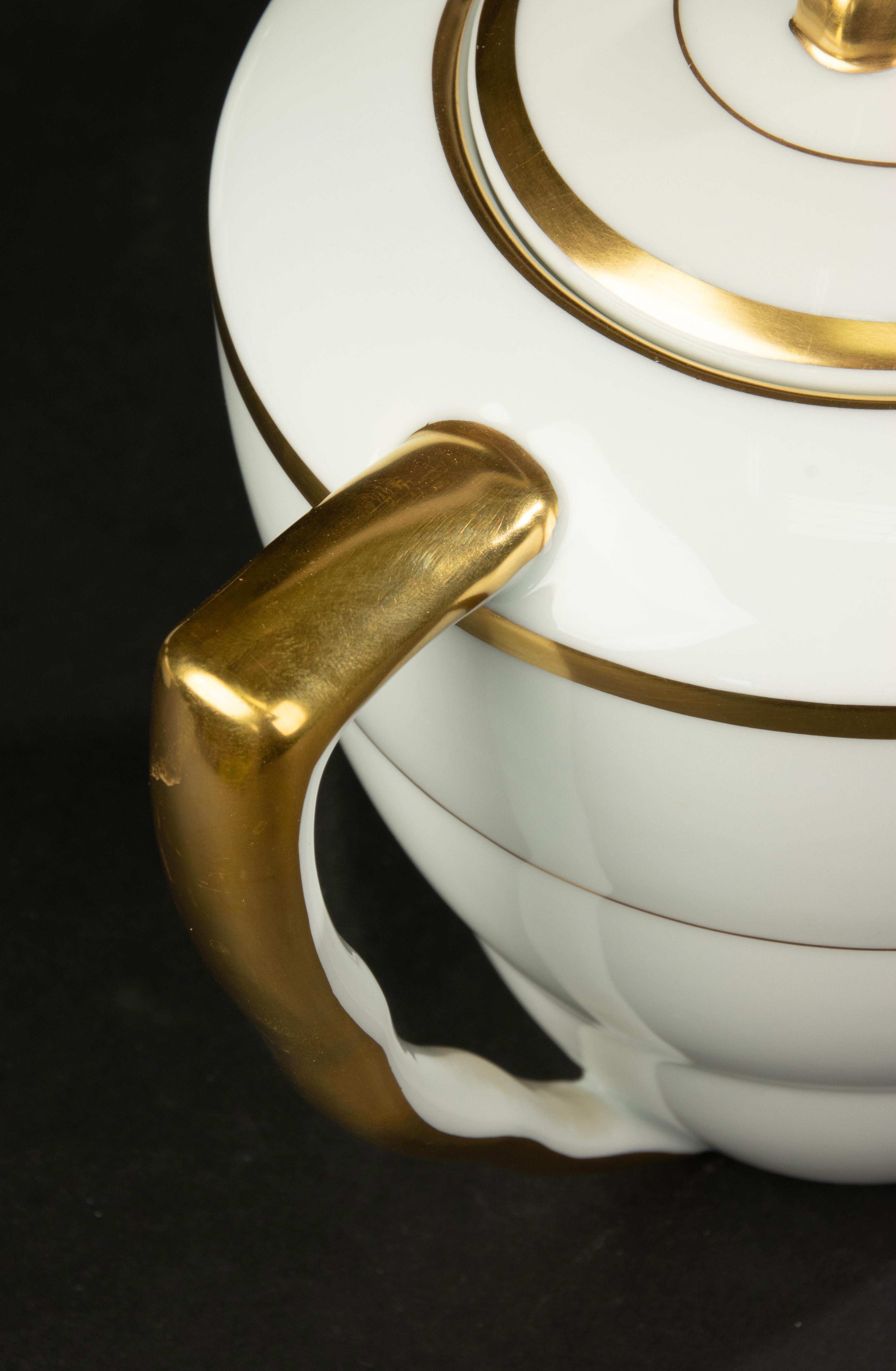 13-Piece Art Deco Tea Set - Limoges Porcelain - White and Gold For Sale 9