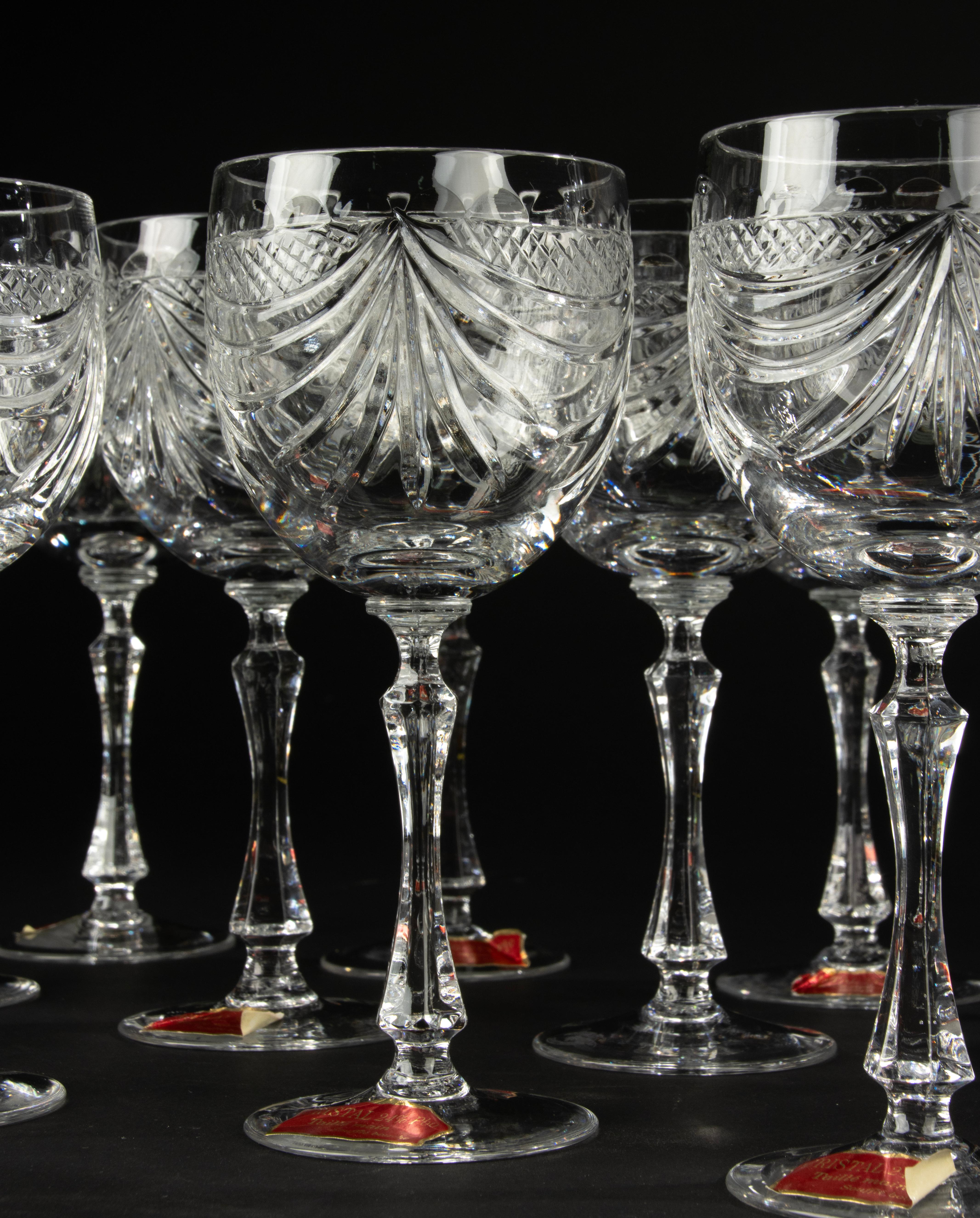 Juego de 13 copas de cristal para vino - Cristallerie De Lorraine en venta 3