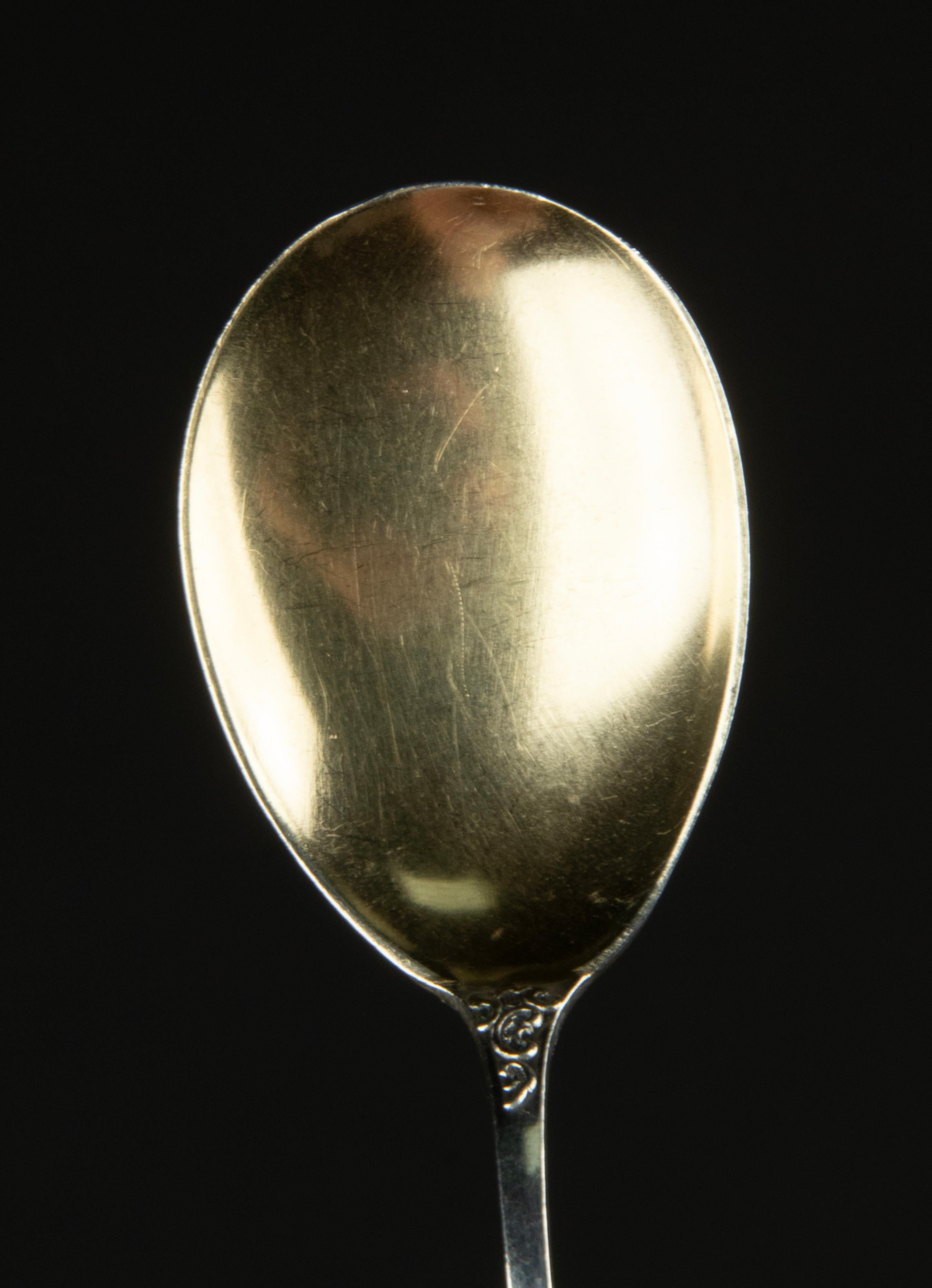 13-Piece Set of Solid Silver Ice Cream Spoons, Late 19th Century For Sale 4
