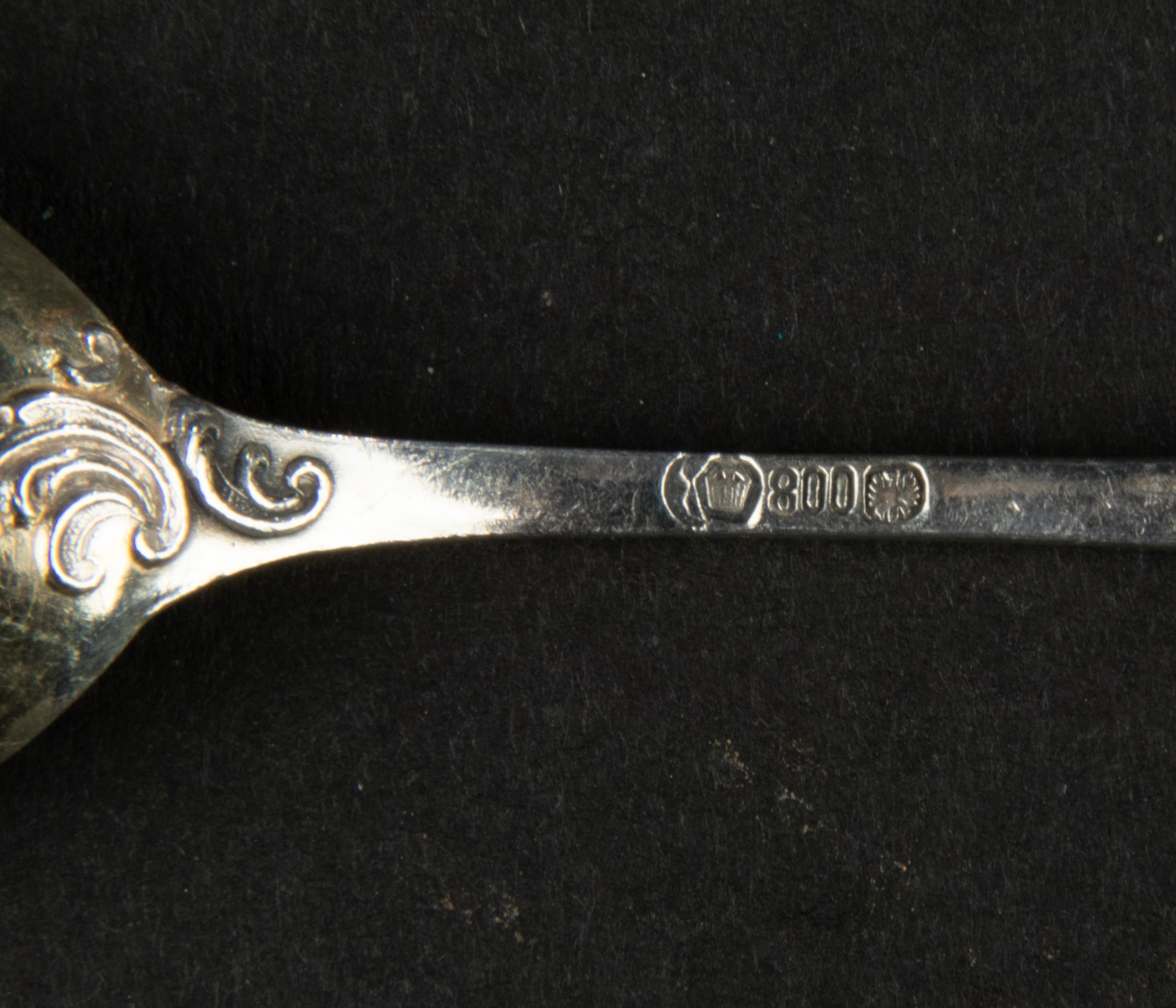13-Piece Set of Solid Silver Ice Cream Spoons, Late 19th Century For Sale 8