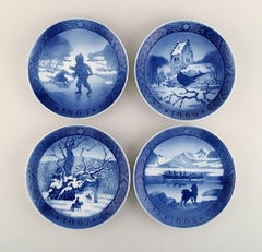 13 Royal Copenhagen Christmas Plates from the 1960s / 70s / 80s