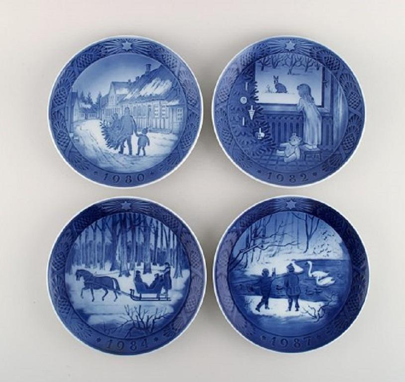 royal copenhagen christmas plates 1970