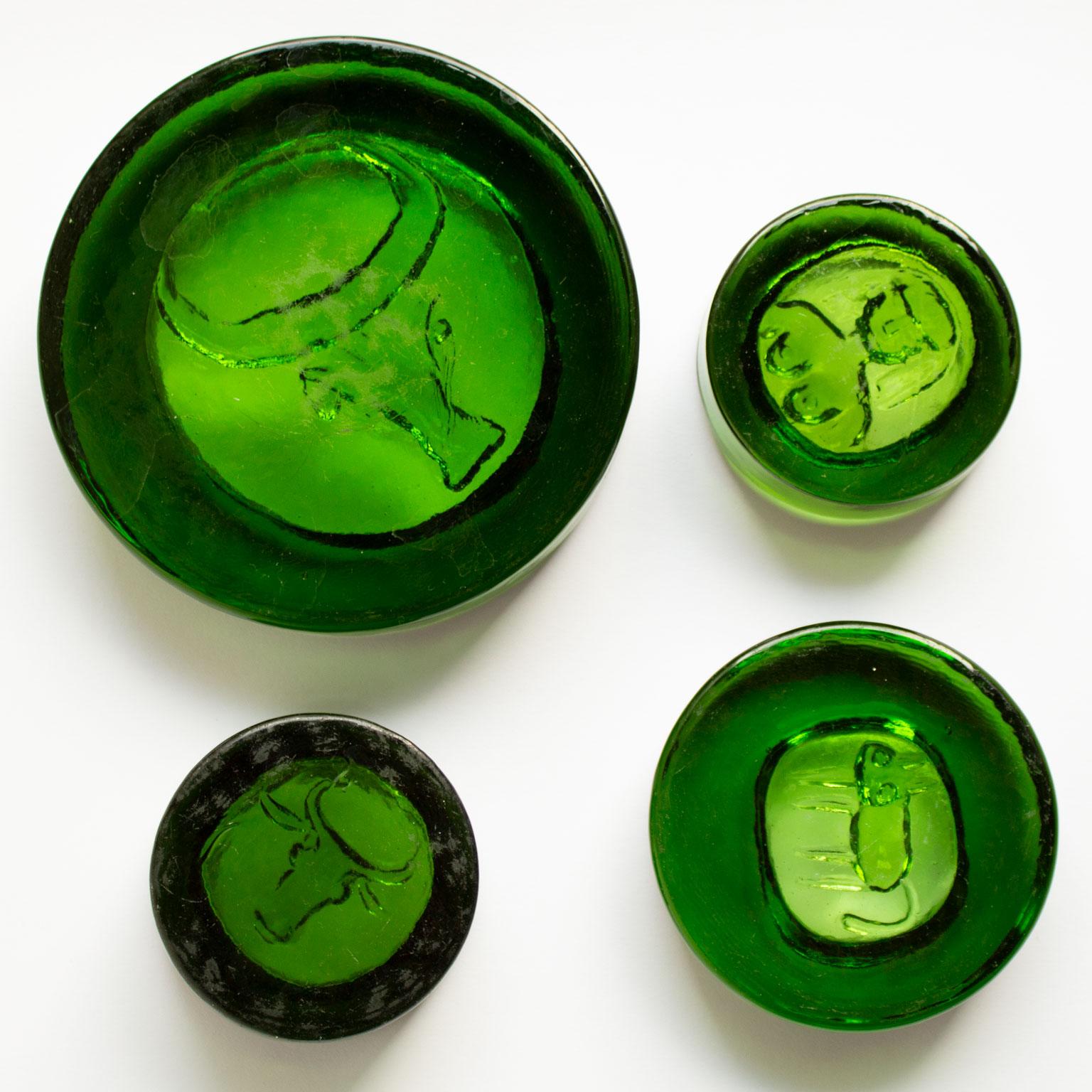 Suédois 13 pièces de verre moderne scandinave du designer suédois d'avant-garde Erik Höglund en vente