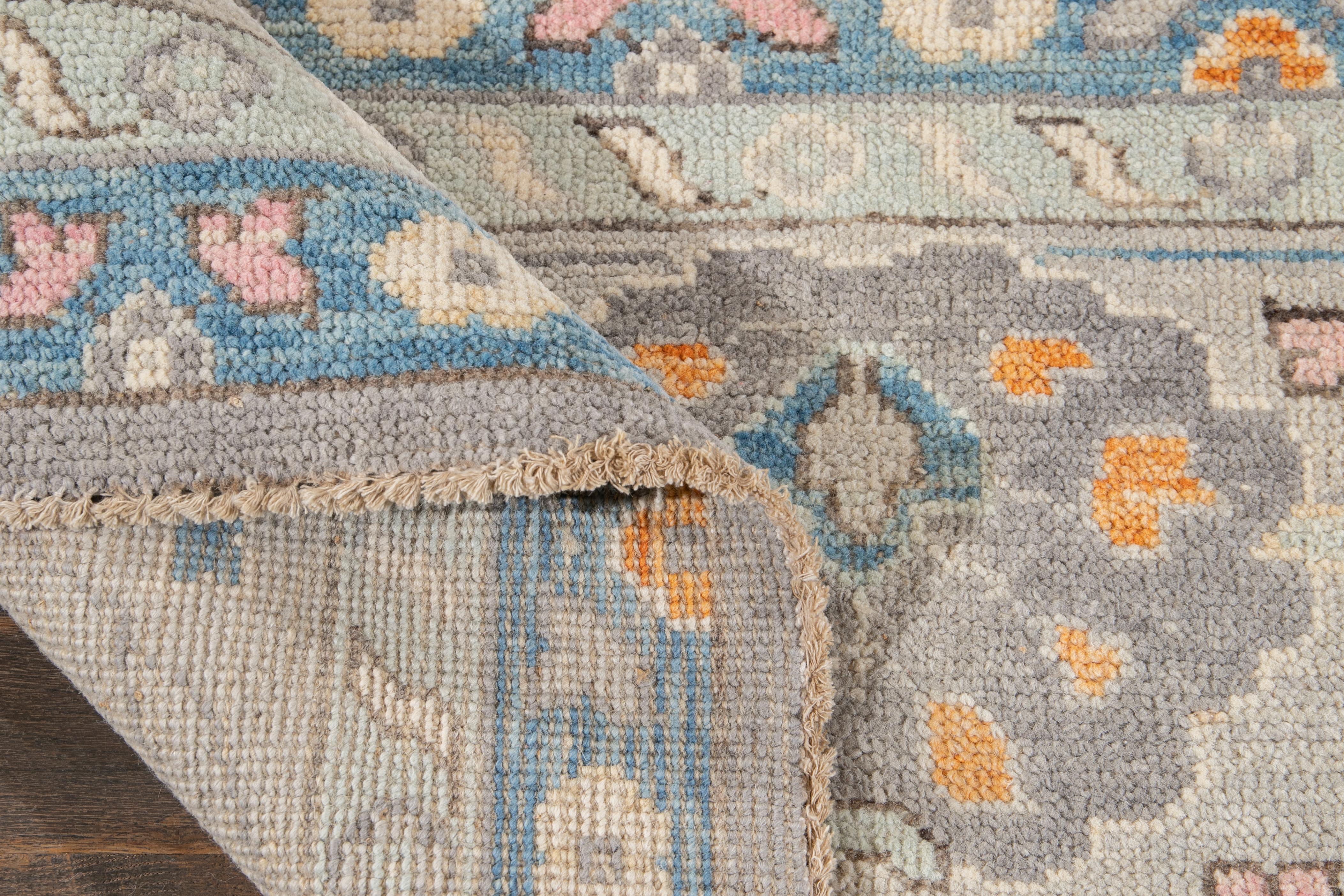 13 x 15 Tappeto contemporaneo in lana grigia in stile Oushak fatto a mano con design floreale in vendita 3