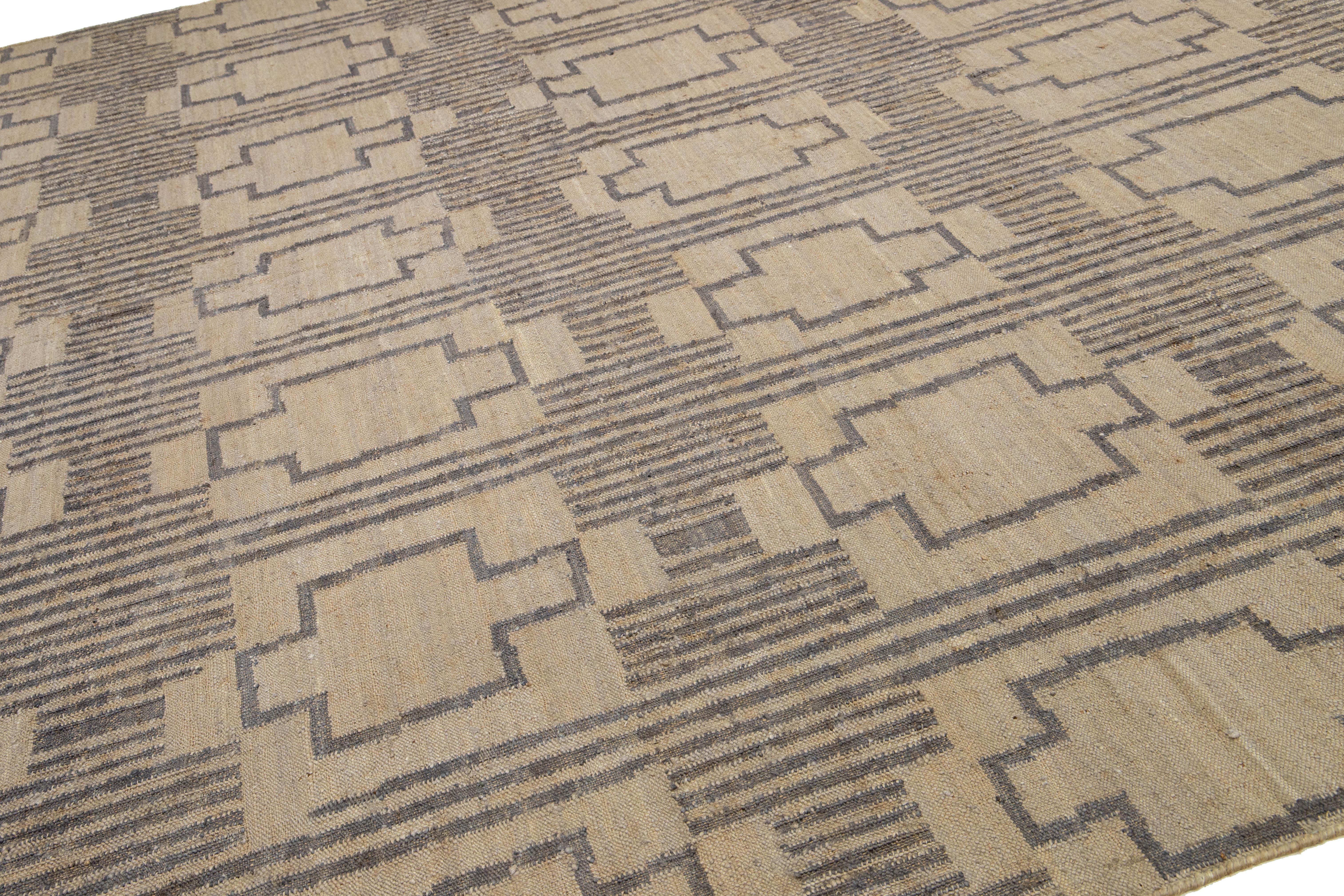 Hand-Woven 13 x 15 Modern Dhurrie Designed Natural Jute Rug For Sale