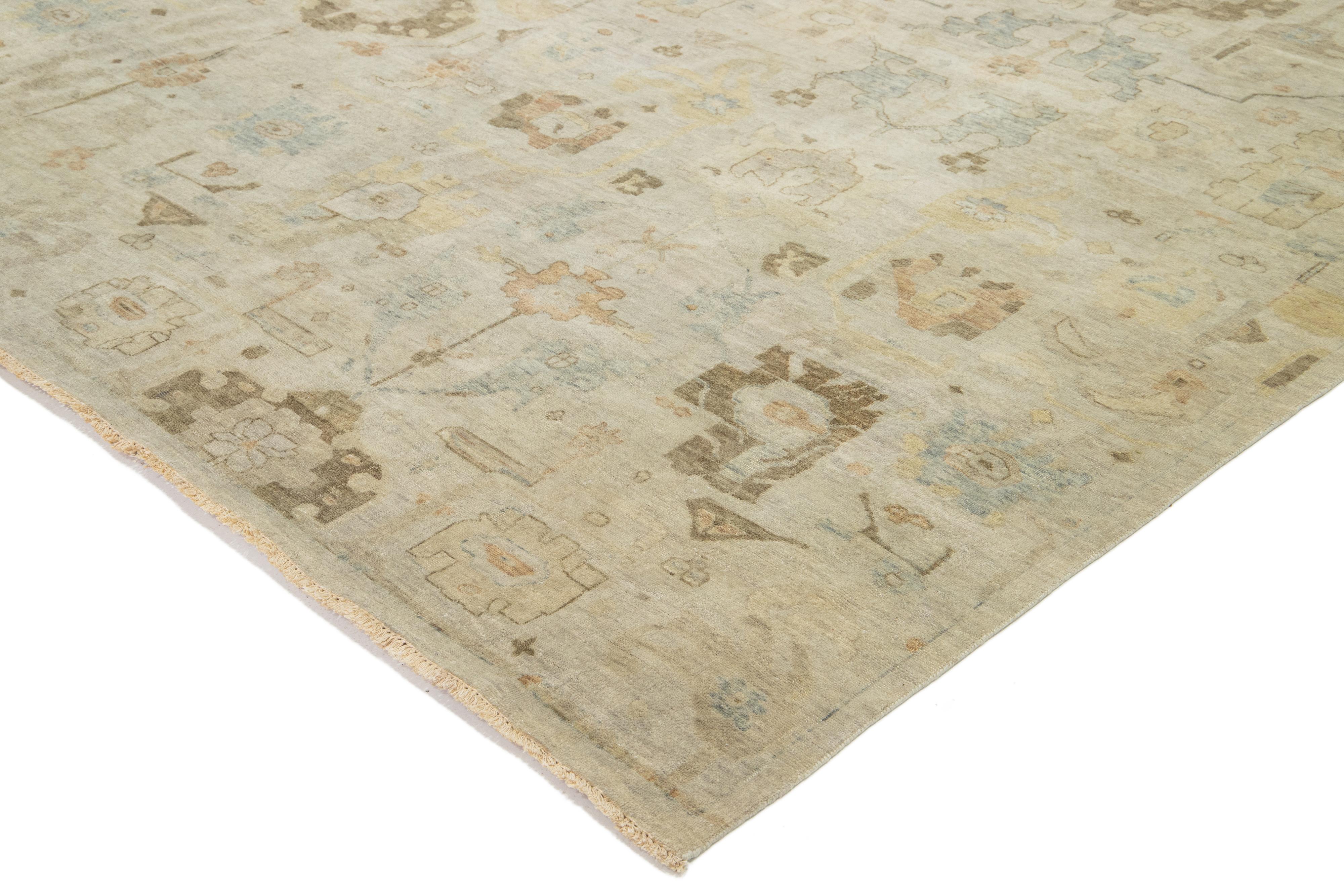 13 x 17 Modern Artisan Collection Beige Indian Wool Rug with Floral Design For Sale 6