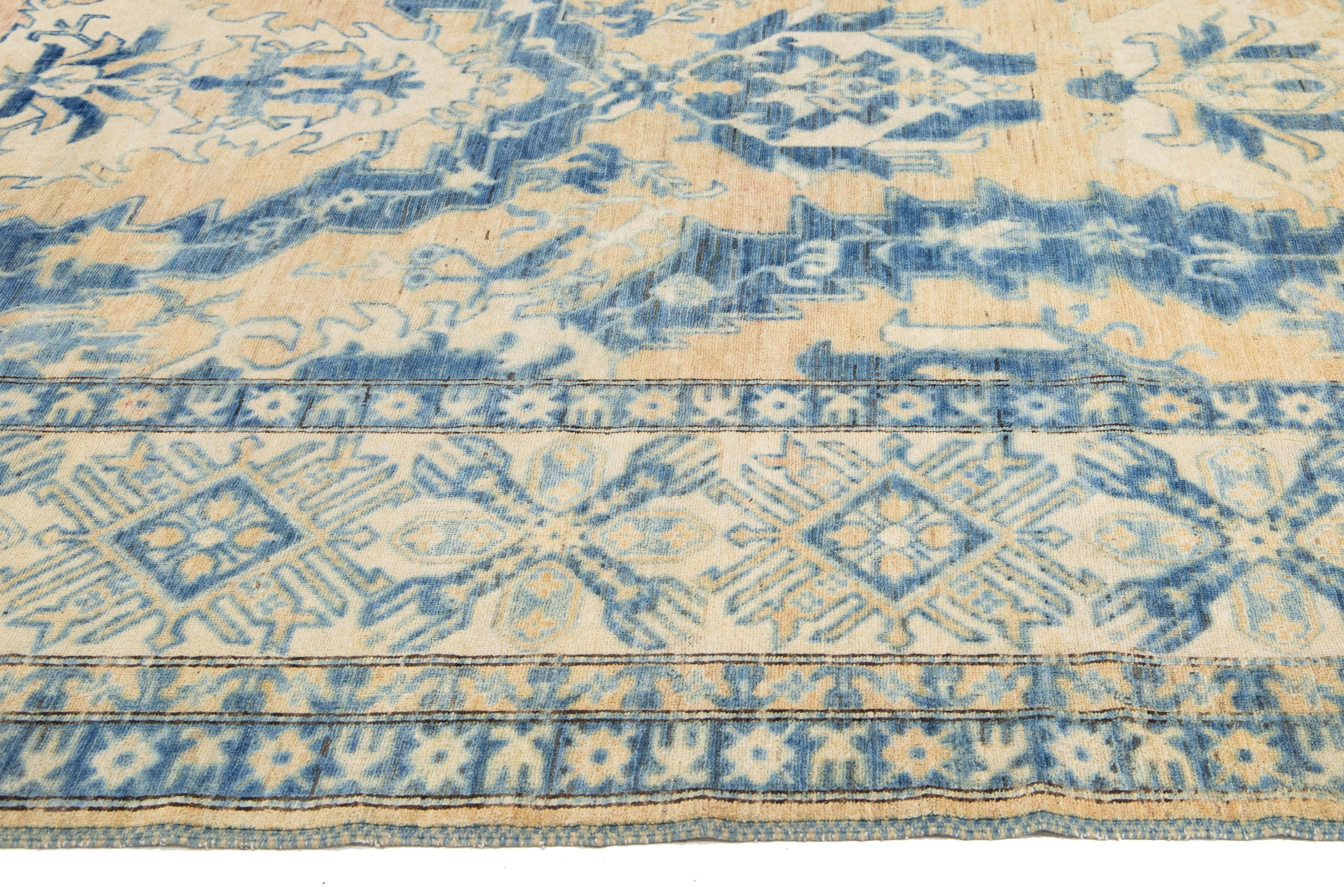 13 x 17 Moderner Wollteppich im Übergangsstil in Tan mit Allover-Design (Handgeknüpft) im Angebot