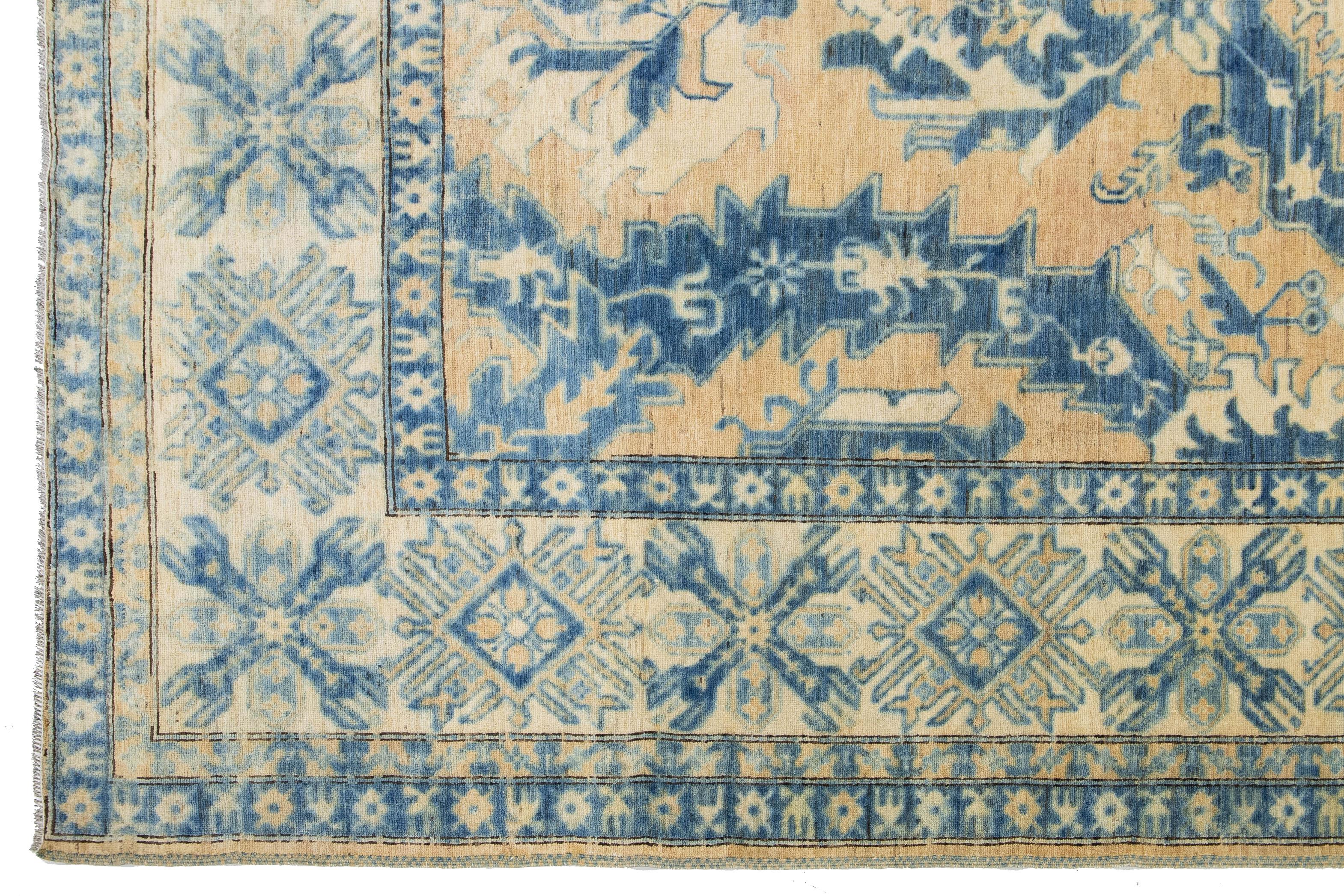 13 x 17 Moderner Wollteppich im Übergangsstil in Tan mit Allover-Design (Wolle) im Angebot