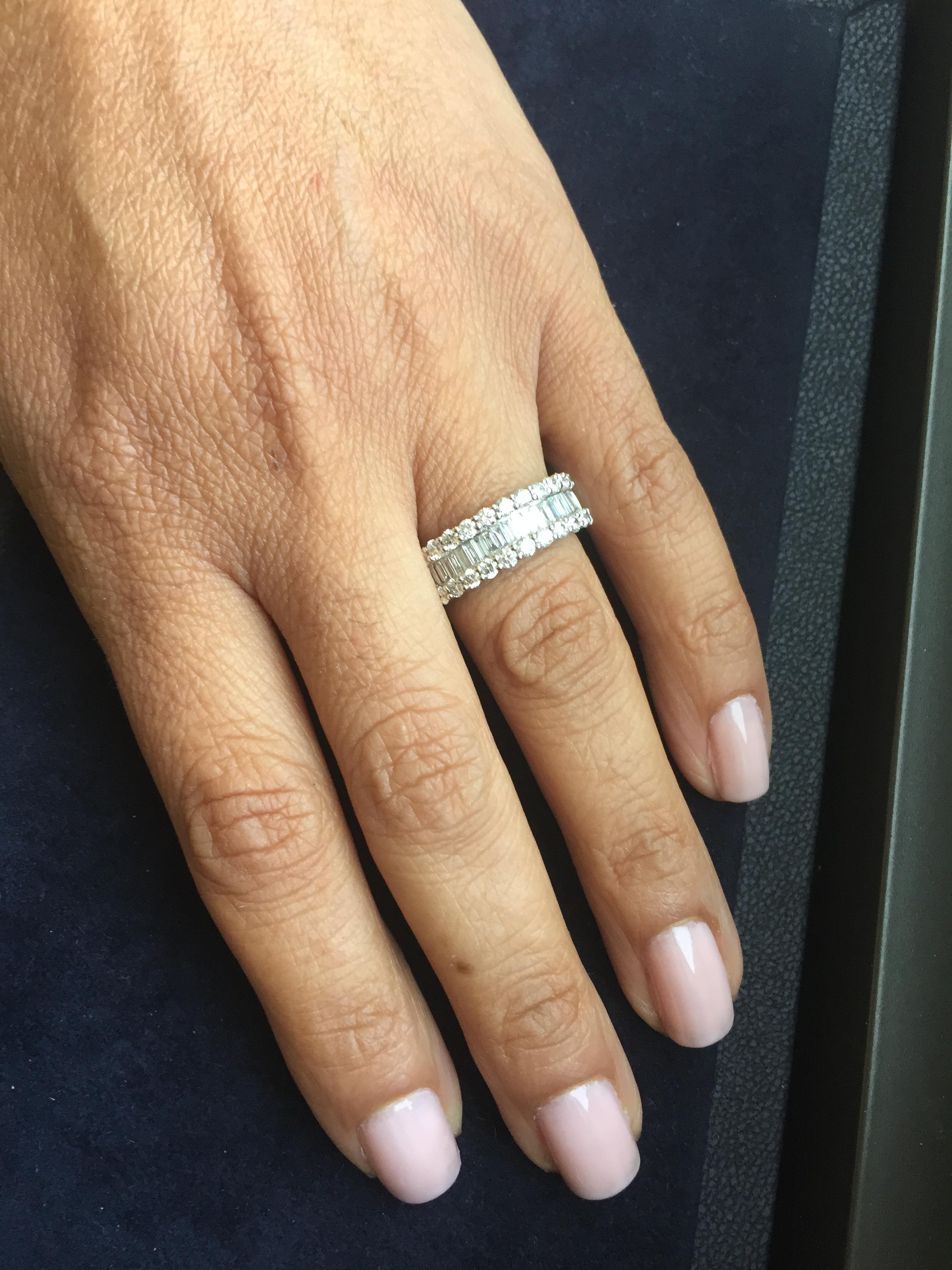 Baguette Cut 1.30 Carat Baguette Diamond Band For Sale