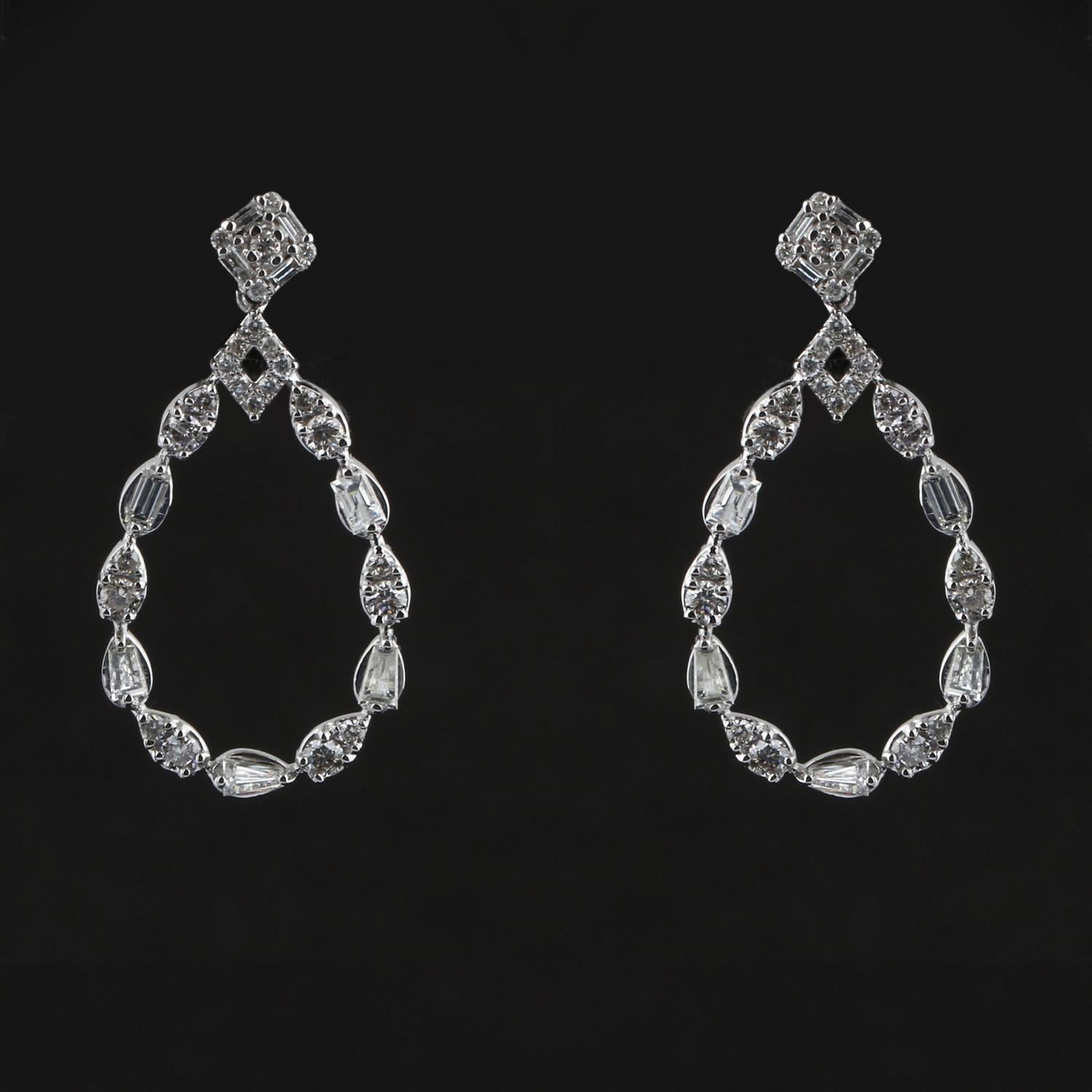 Modern 1.30 Carat Baguette Diamond Dangle Earrings 18 Karat White Gold Handmade Jewelry For Sale