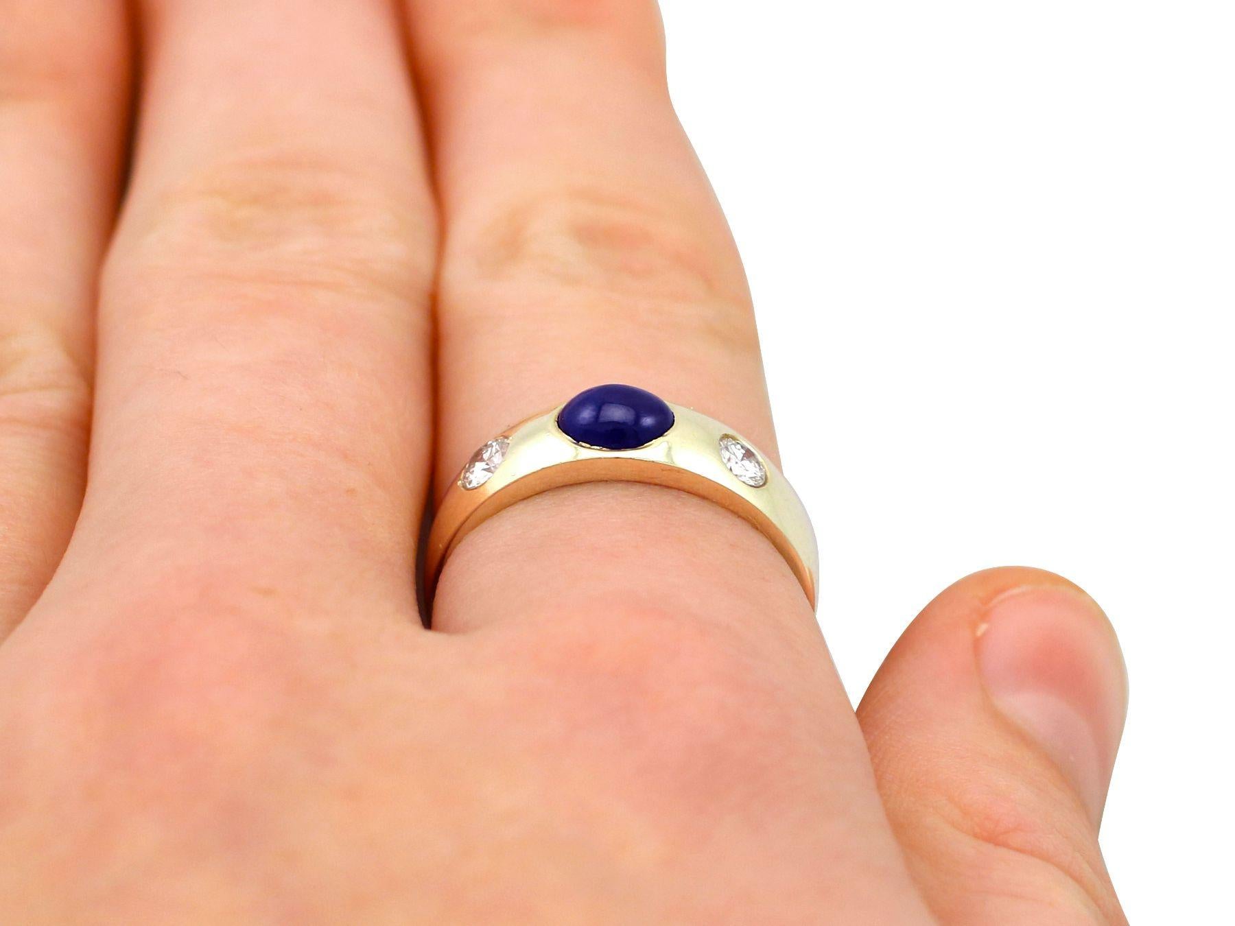 1.30 Carat Blue Sapphire and Diamond Yellow Gold Three-Stone Ring For Sale 3