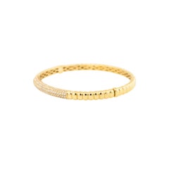 1.30 Carat Diamond Ribbed Bangle Bracelet 18 Karat in Stock