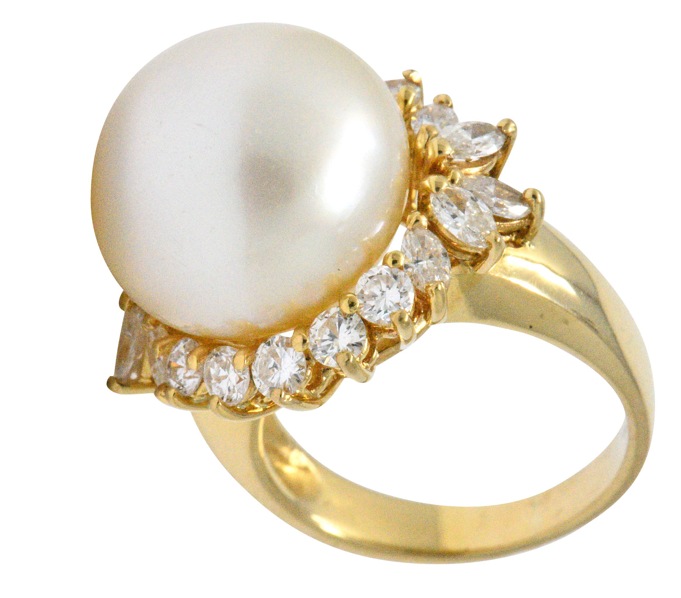 Women's or Men's 1.30 Carat Diamond South Sea Cultured Pearl 18 Karat Gold Cocktail Ring