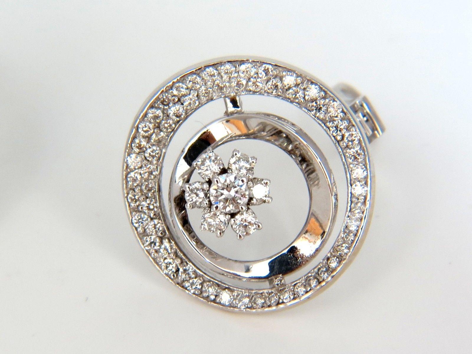 Boucles d'oreilles en forme de cercle en or 14 carats avec diamants en grappe de fleurs de 1,30 carat G/VS 3D Raised Deco en vente 5