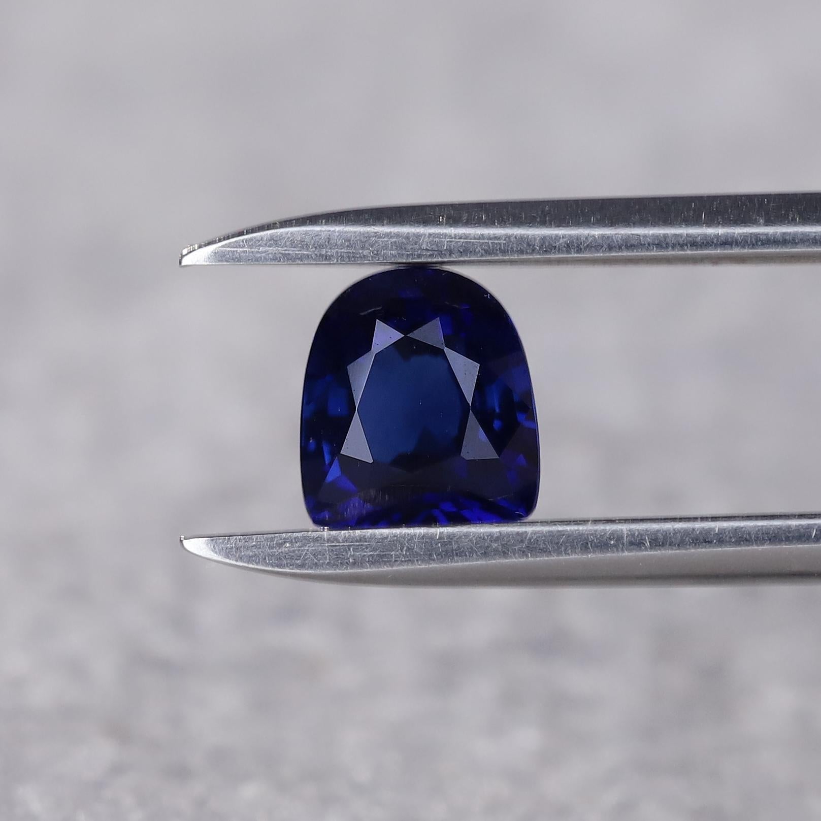 A unique bullet-shaped natural sapphire in rich tones of midnight blue. A fascinating jewel despite being small. 

Natural midnight blue sapphire. Sourced from Ceylon. 1.30 ct 

This magnificent blue sapphire by KNS Gems is available for purchase as