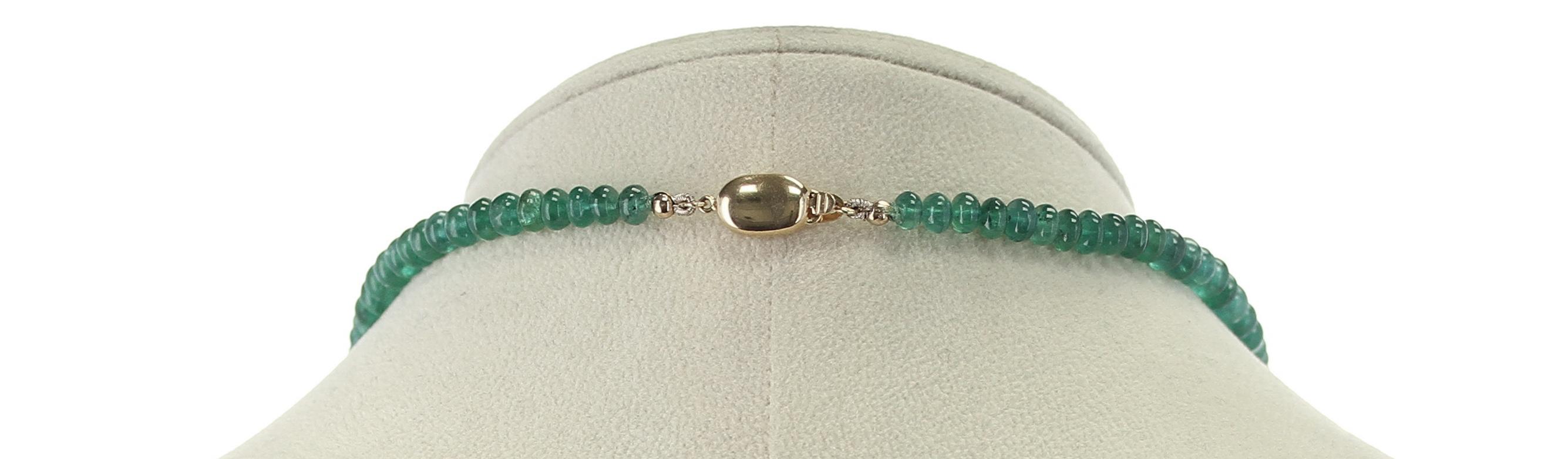 130 Carat Genuine & Natural & Fine Strand of Emerald Smooth Beads Necklace, 18K In Excellent Condition For Sale In New York, NY