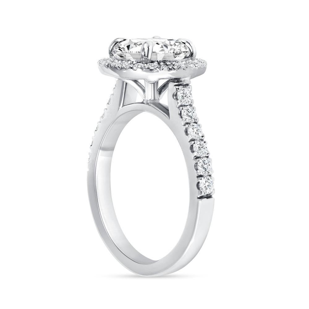 For Sale:  1.30 Carat Halo Design Round Cut Engagement Ring 4-Prong Setting 4