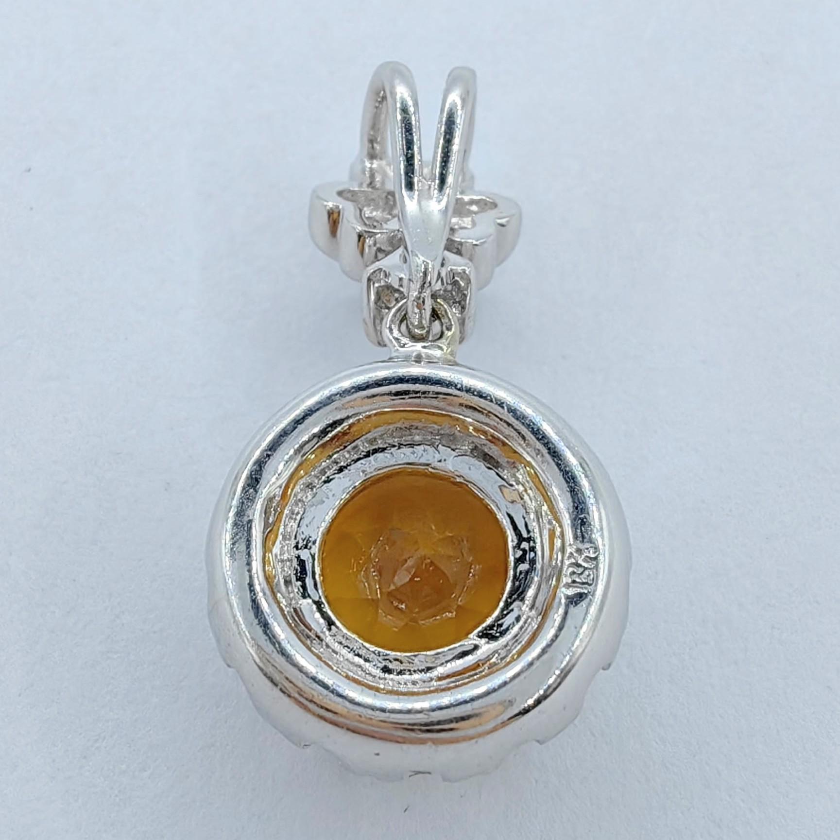 Contemporary 1.30 Carat Intense Golden Orange Citrine Diamond 18k White Gold Necklace Pendant For Sale
