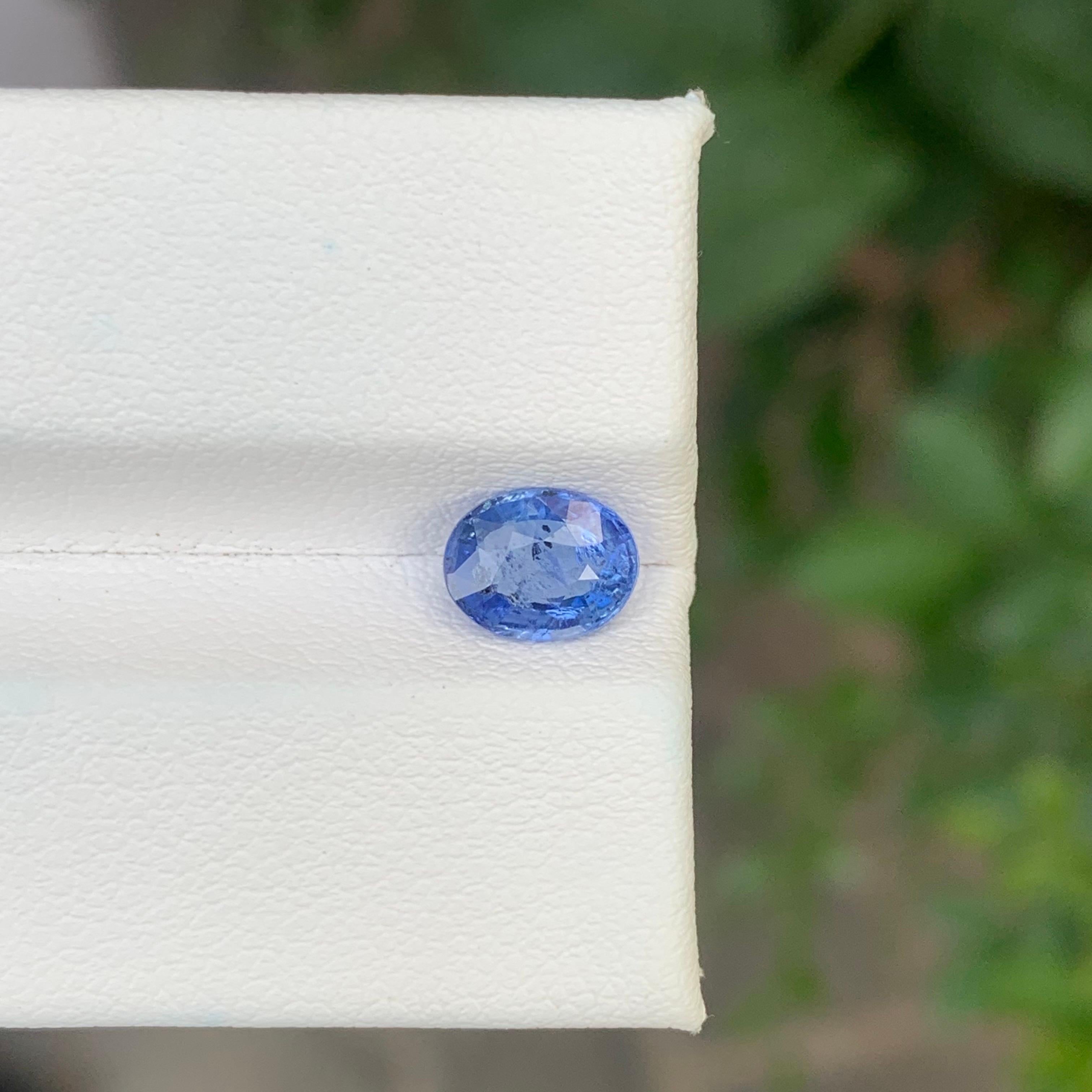 1.30 Carat Natural Loose Blue Sapphire Oval Shape Gemstone (Saphir bleu en vrac de forme ovale) Neuf - En vente à Peshawar, PK