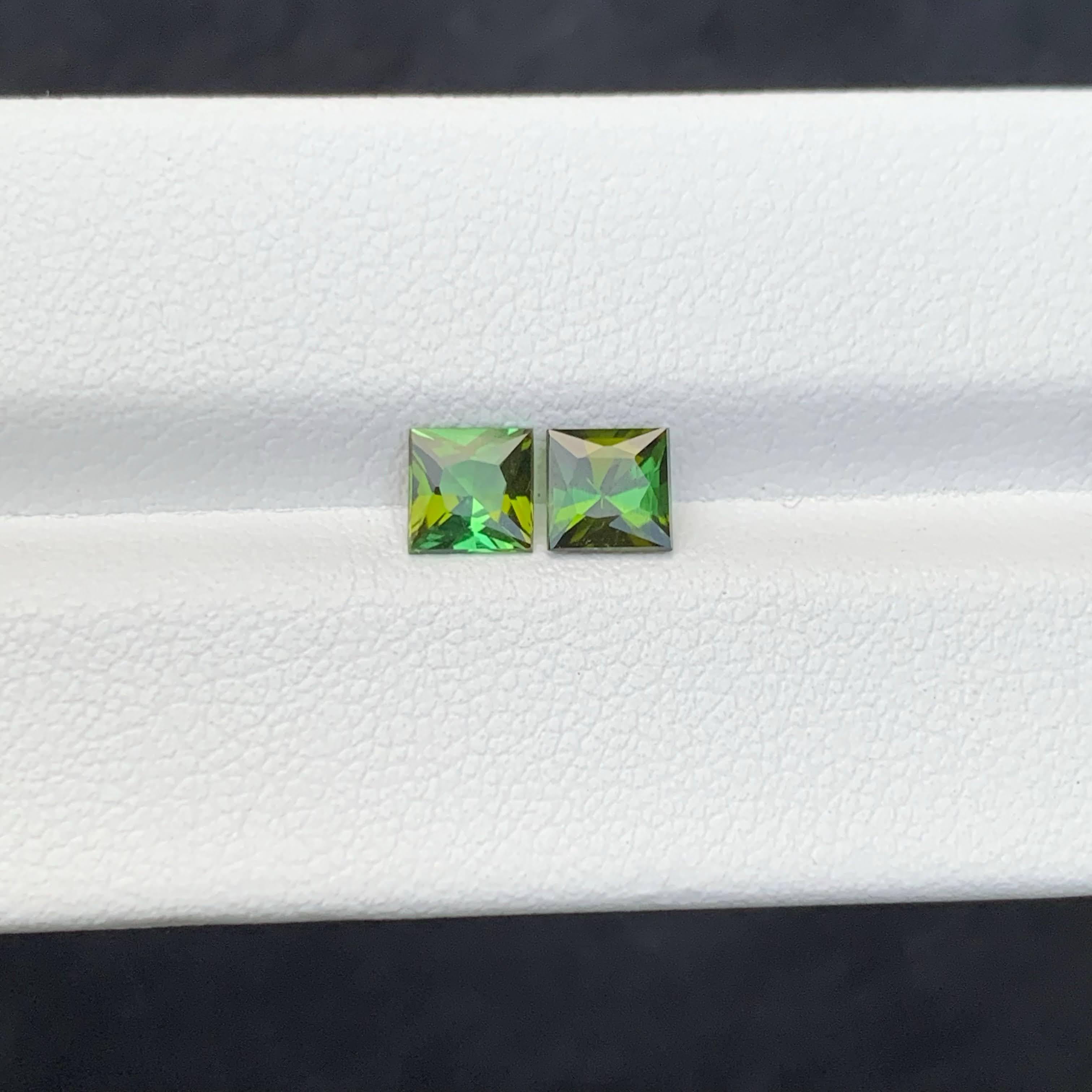 1.30 Carat Natural Loose Green Tourmaline Pair Fancy Asscher Cut Afghan Gemstone (pierre précieuse afghane) en vente 3