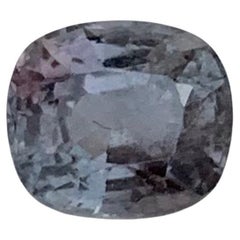 1.30 quilates de espinela gris natural suelta en forma de cojín para joyería