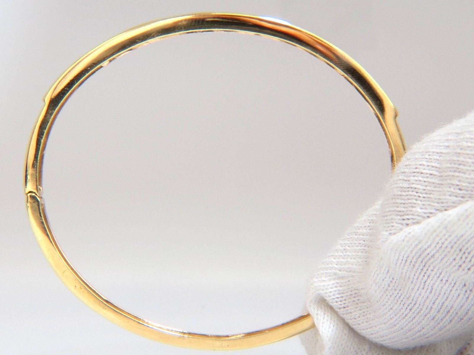 1.30 Carat Natural Round Diamond Channel Set Bangle Bracelet 14 Karat Gold In New Condition In New York, NY