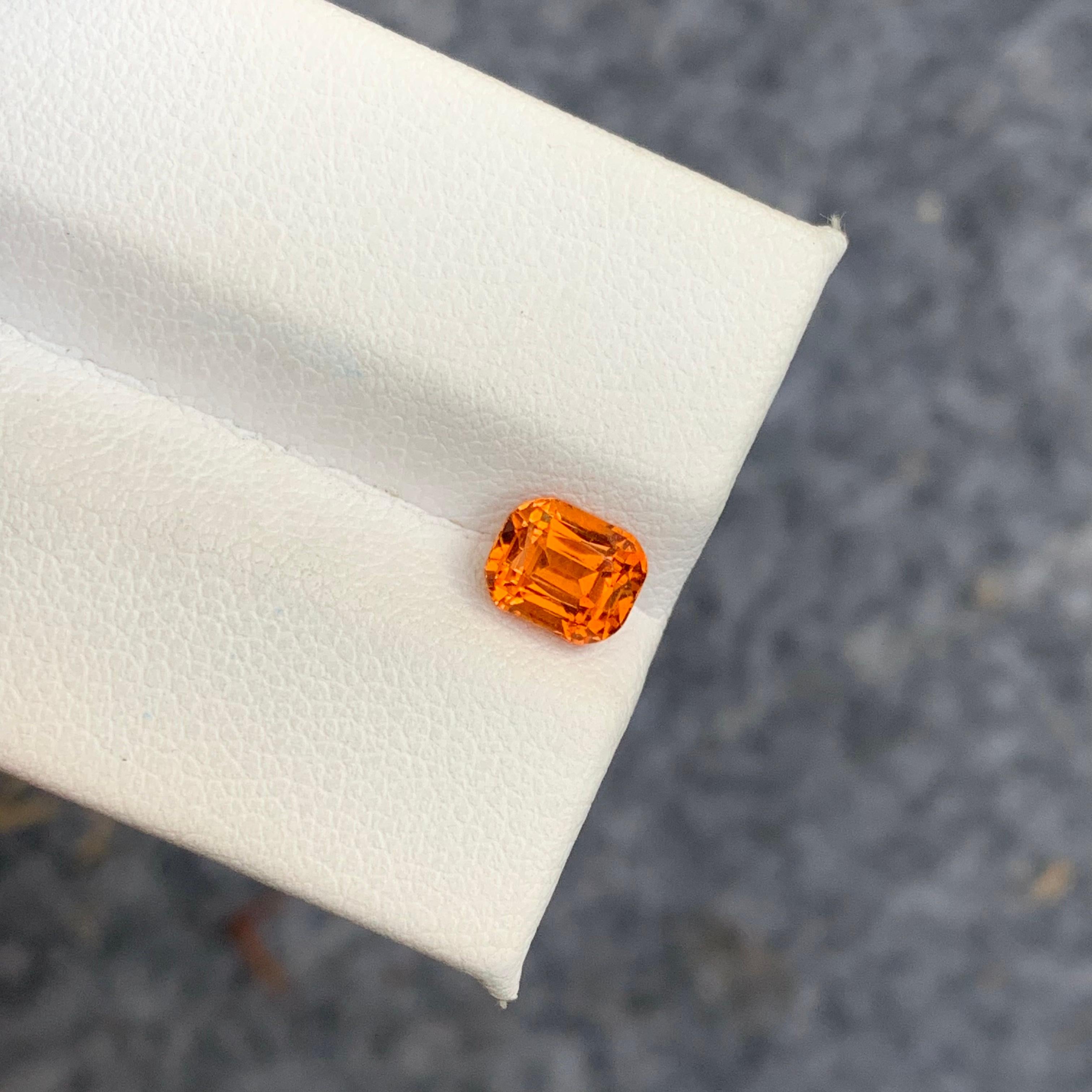 1.30 Carat Orange Fanta Spessartine Garnet Cushion Shape for Ring Jewelry For Sale 7