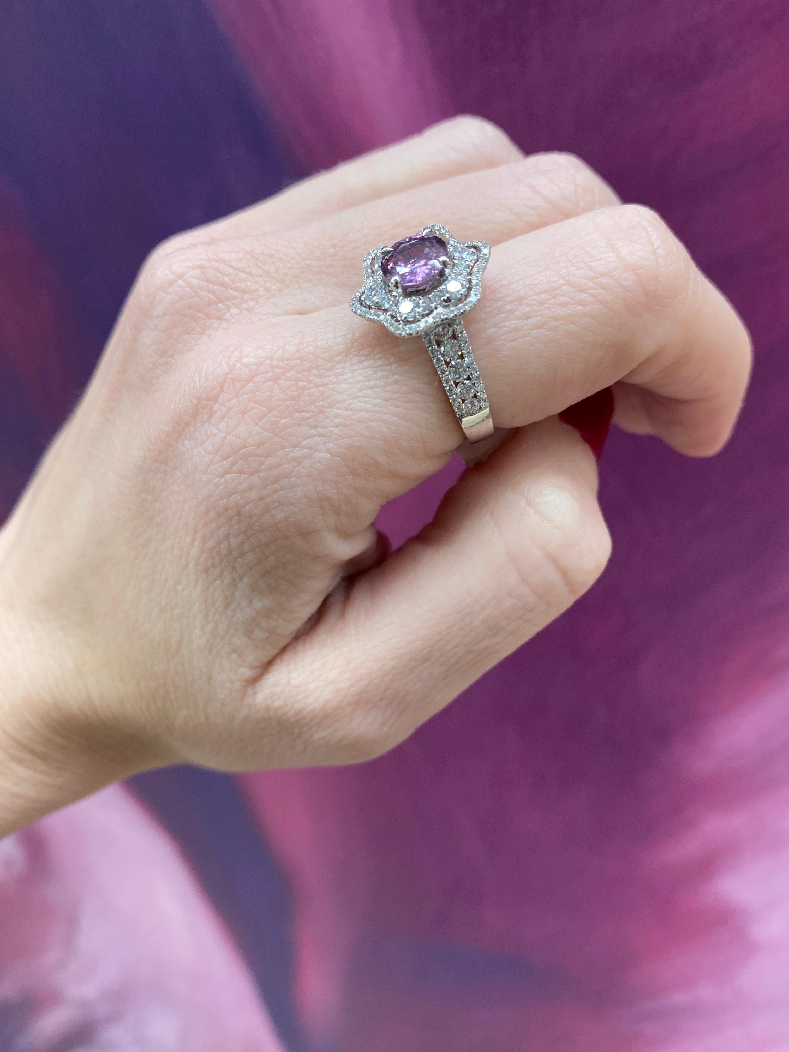1.30 Carat Purple-Pink Sapphire and Diamond Floral Halo 18k White Gold Ring For Sale 6
