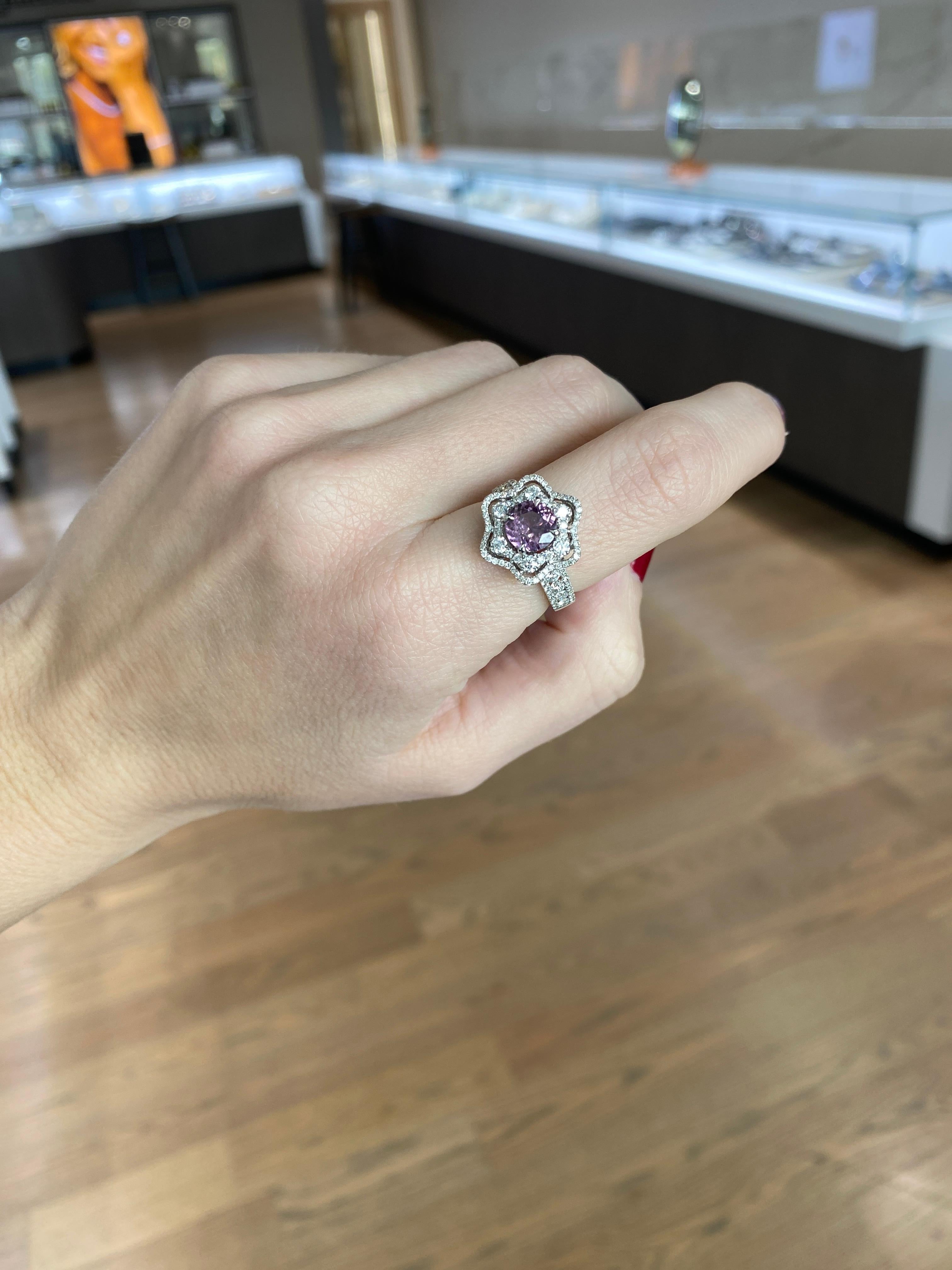 1.30 Carat Purple-Pink Sapphire and Diamond Floral Halo 18k White Gold Ring For Sale 7