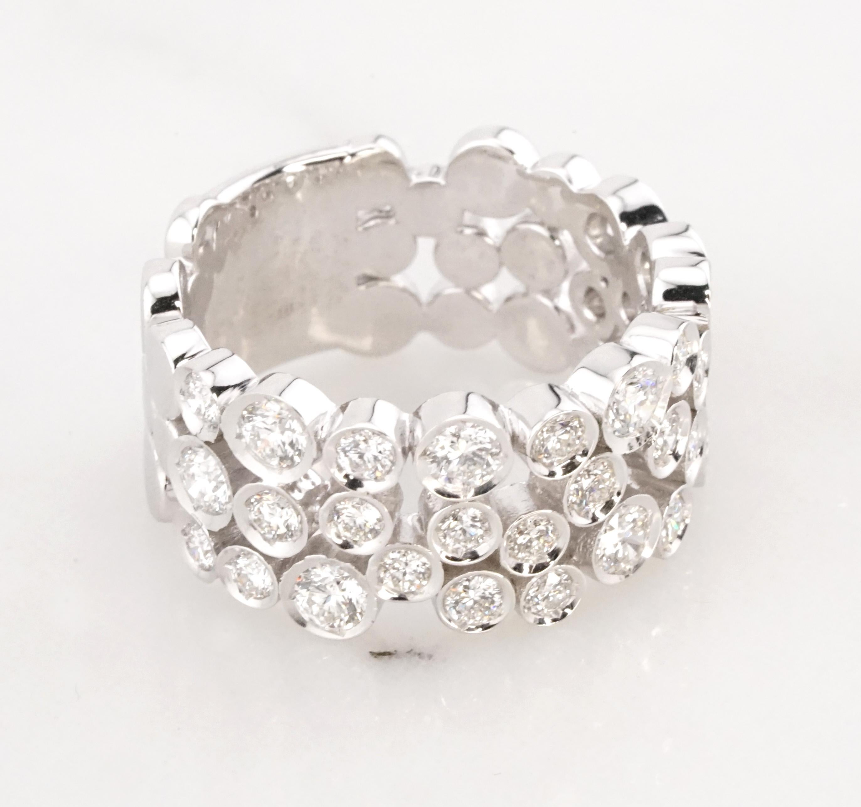 Contemporary 1.30 Carat Round Brilliant Cut G-H SI1-SI2 Diamond 14K White Gold Ring