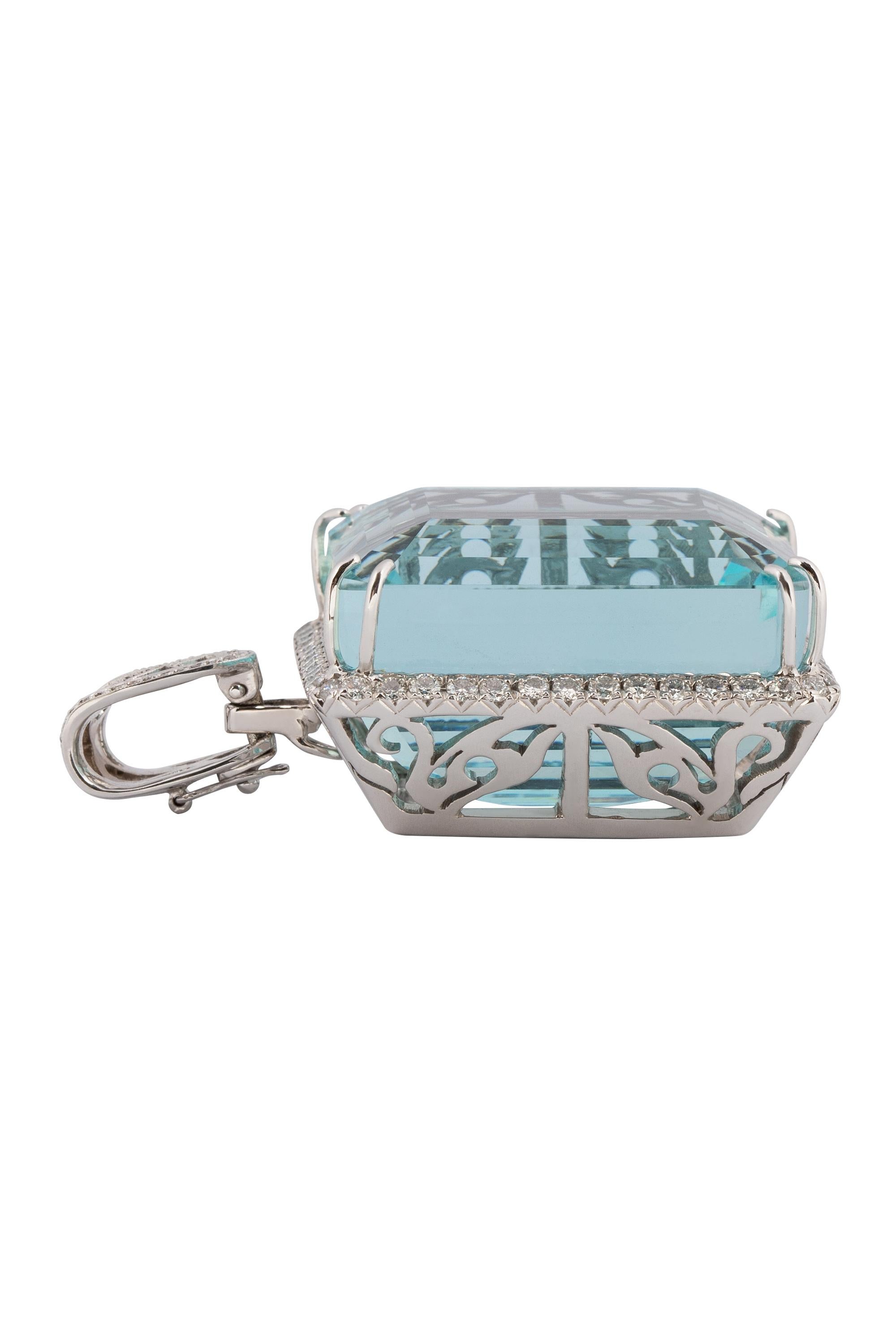 santa maria aquamarine pendant