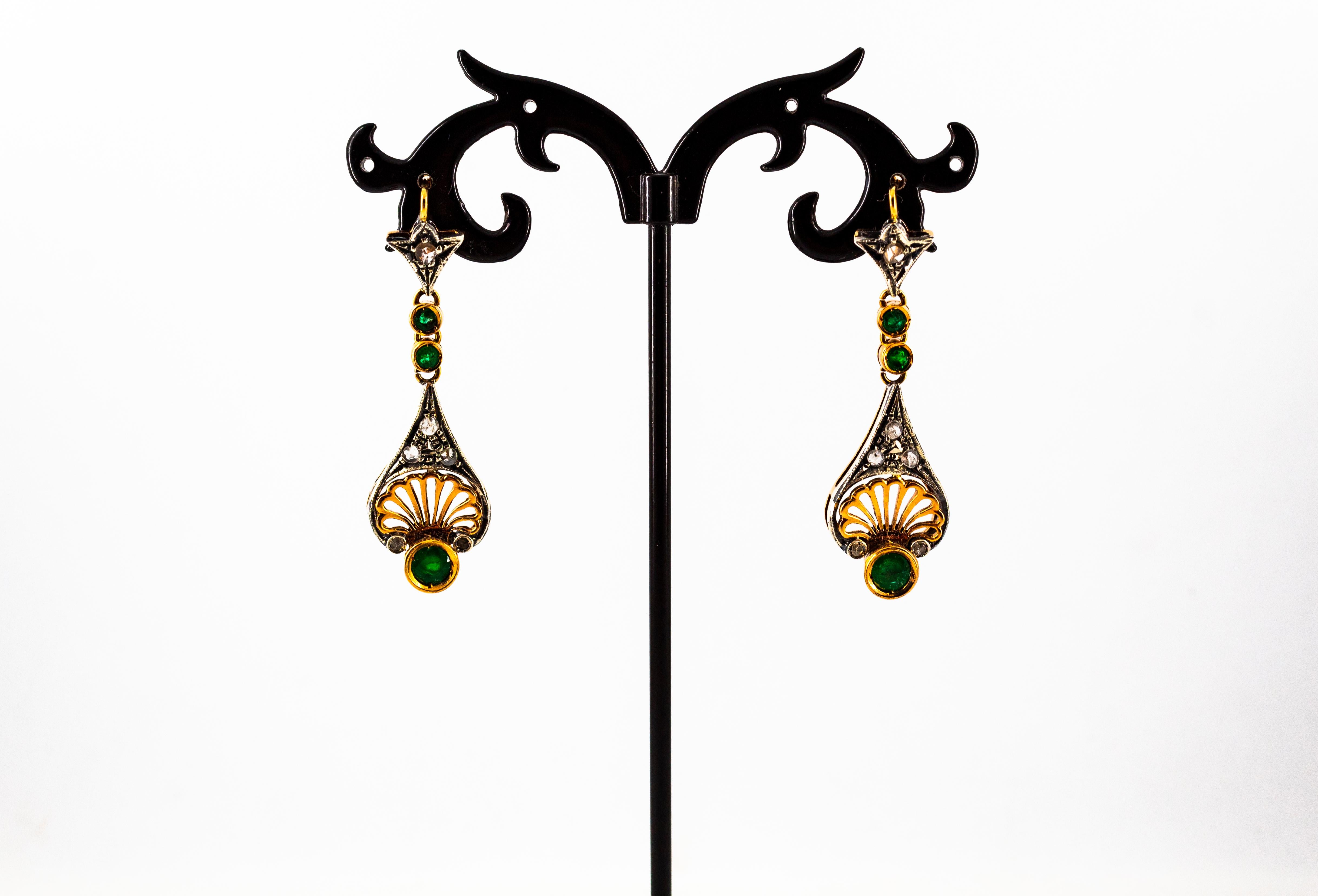 Boucles d'oreilles pendantes en or jaune Emeraude, diamant blanc taille rose de 1.30 carat Unisexe en vente