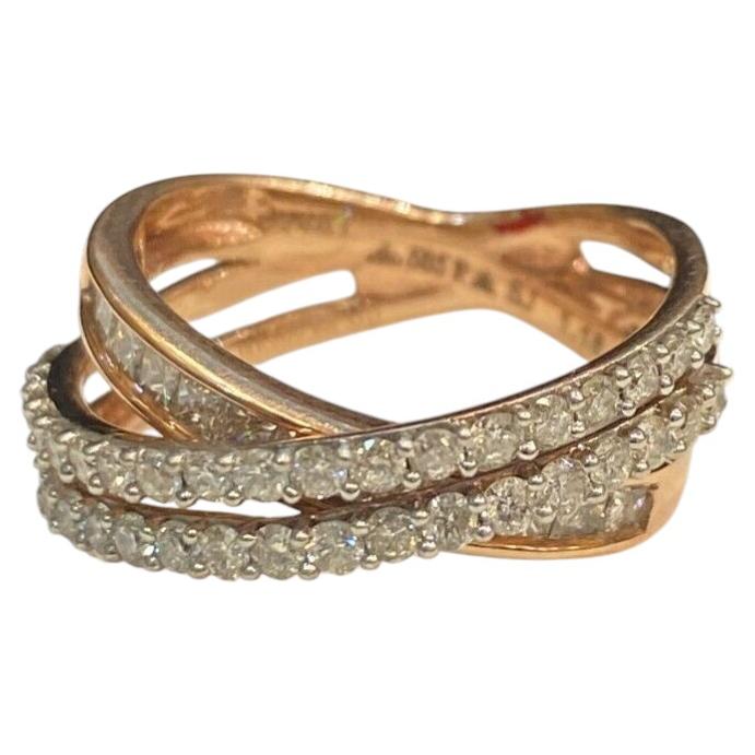 1,30 Karat F/VS1 Runde & Prinzessinnen Diamanten Crossover Band Ring in 14K Rose Gold im Angebot