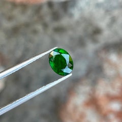 1.30 carats Green Tsavorite Garnet Stone Oval Cut Natural Gemstone from Kenya