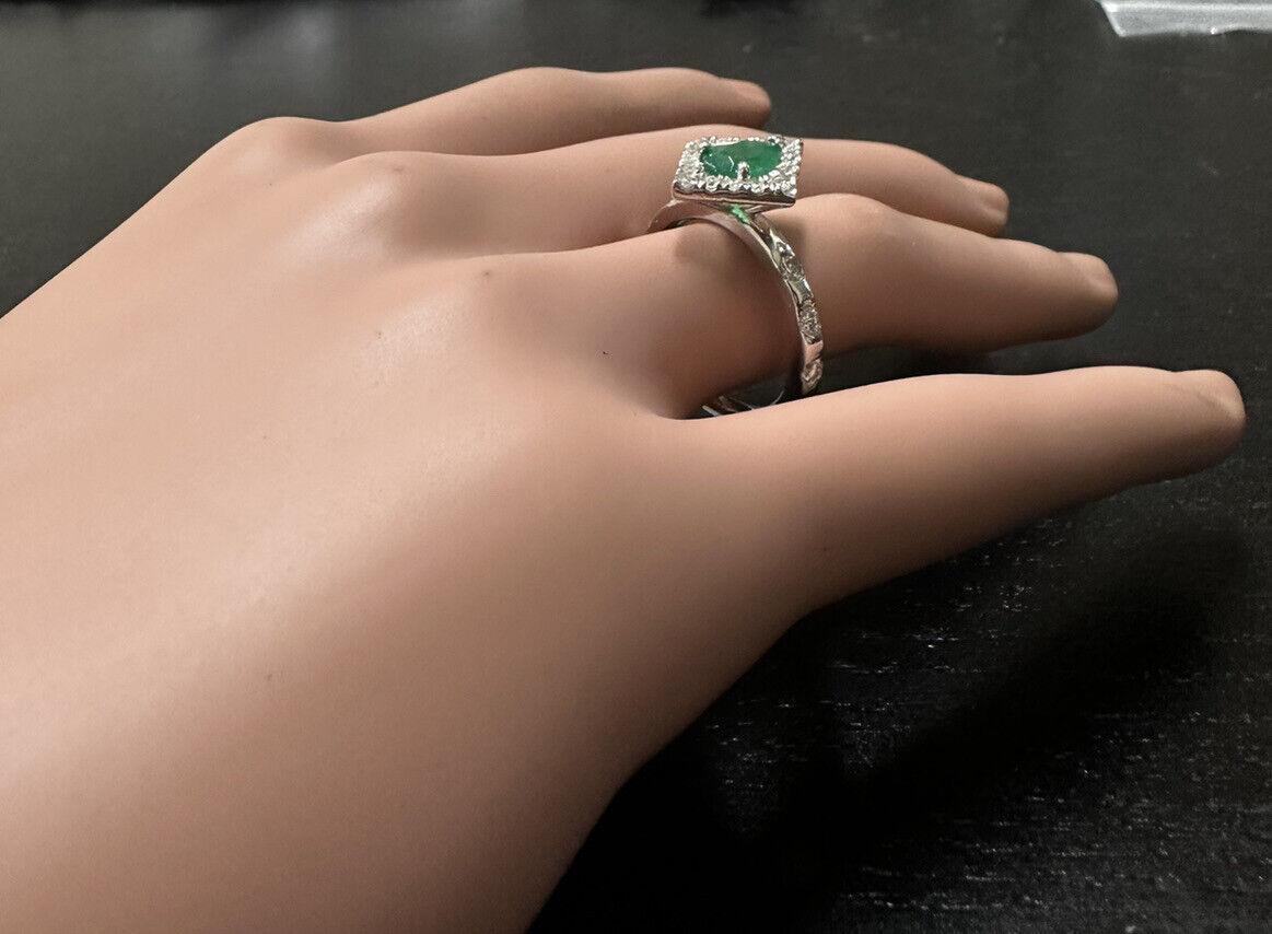 1.30 Carats Natural Emerald and Diamond 14k Solid White Gold Ring For Sale 2