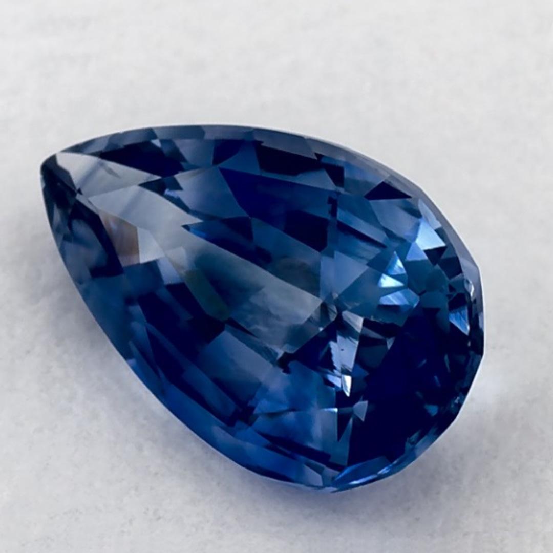 Una pietra natale di settembre molto preziosa con un delizioso colore blu. Si ritiene che portino fortuna e fortuna alla vita.

Esplora la vivace collezione di smeraldi, rubini e zaffiri nel nostro negozio, disponibili come gemme sciolte e