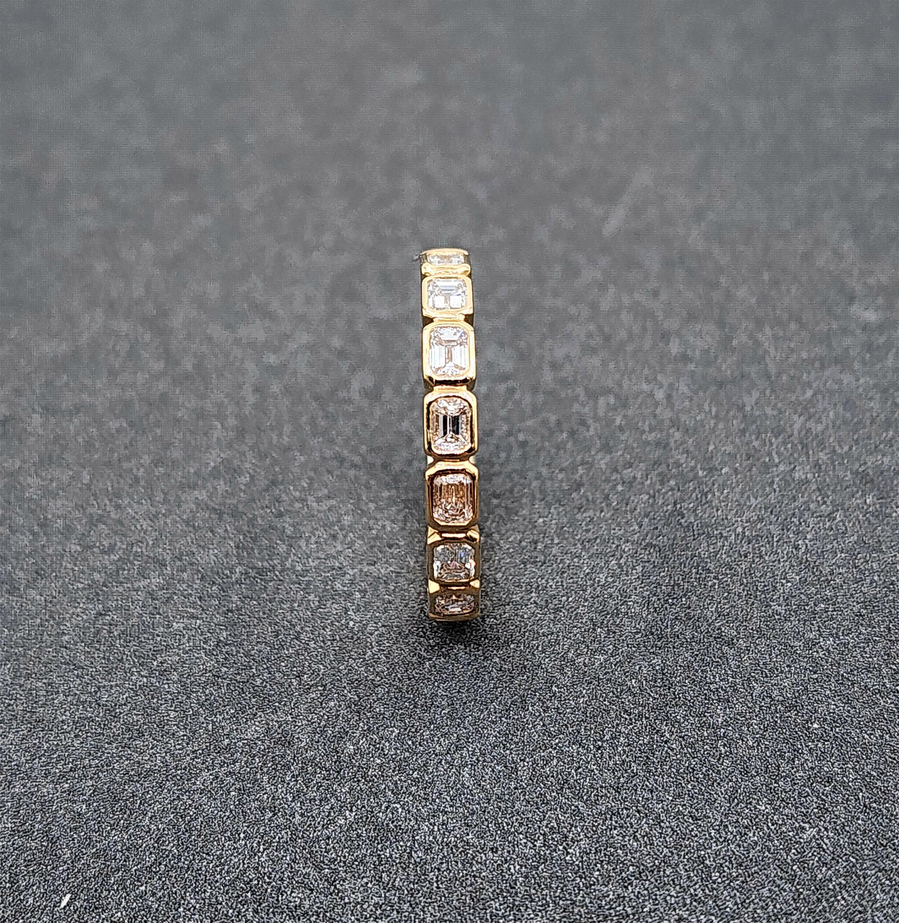 1.30 ct Emerald Cut Bezel Set Diamond Eternity Band For Sale 1
