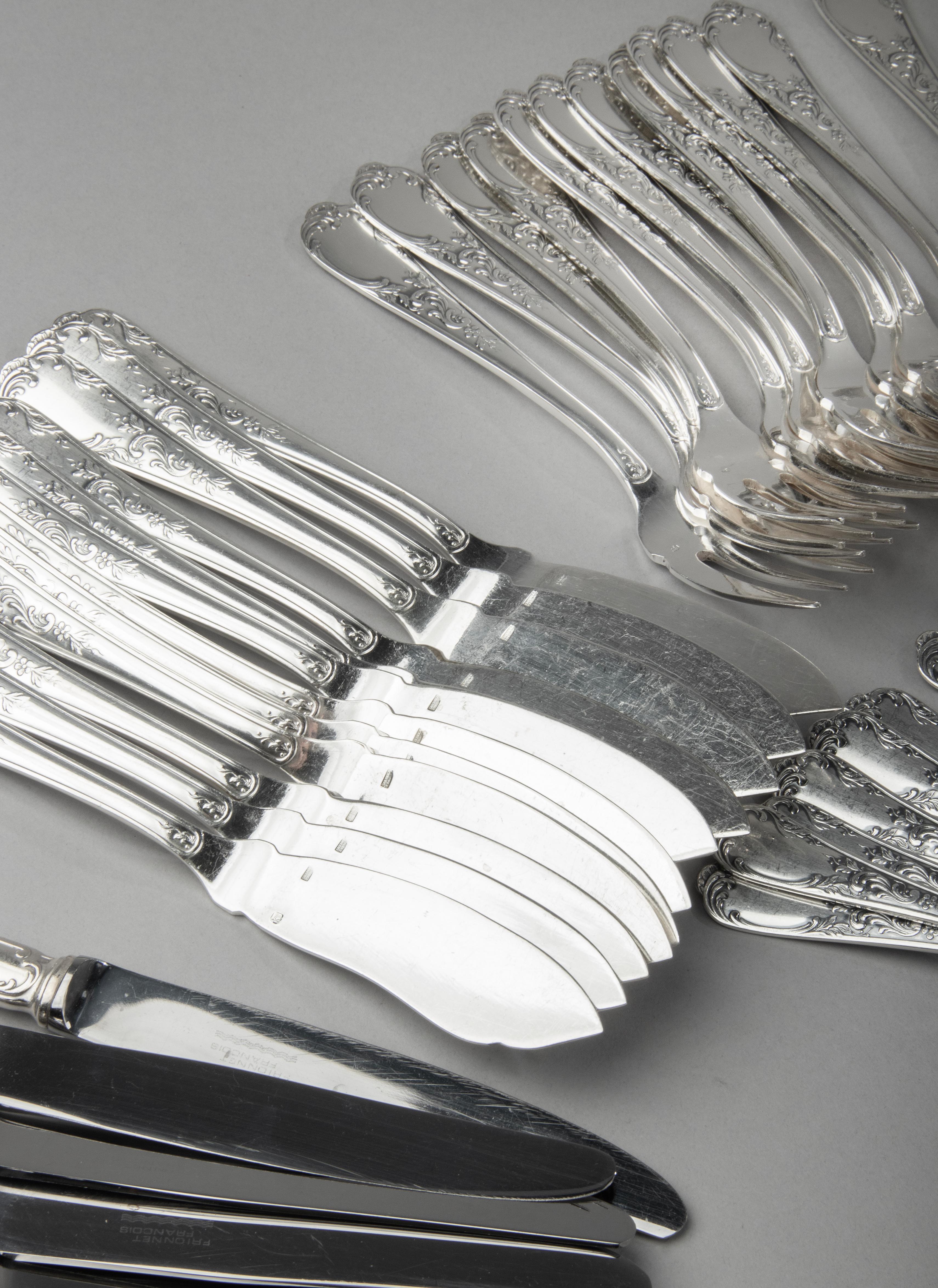 130-Piece Set Silver Plated Flatware, Frionnet France, Rococo Style For Sale 9
