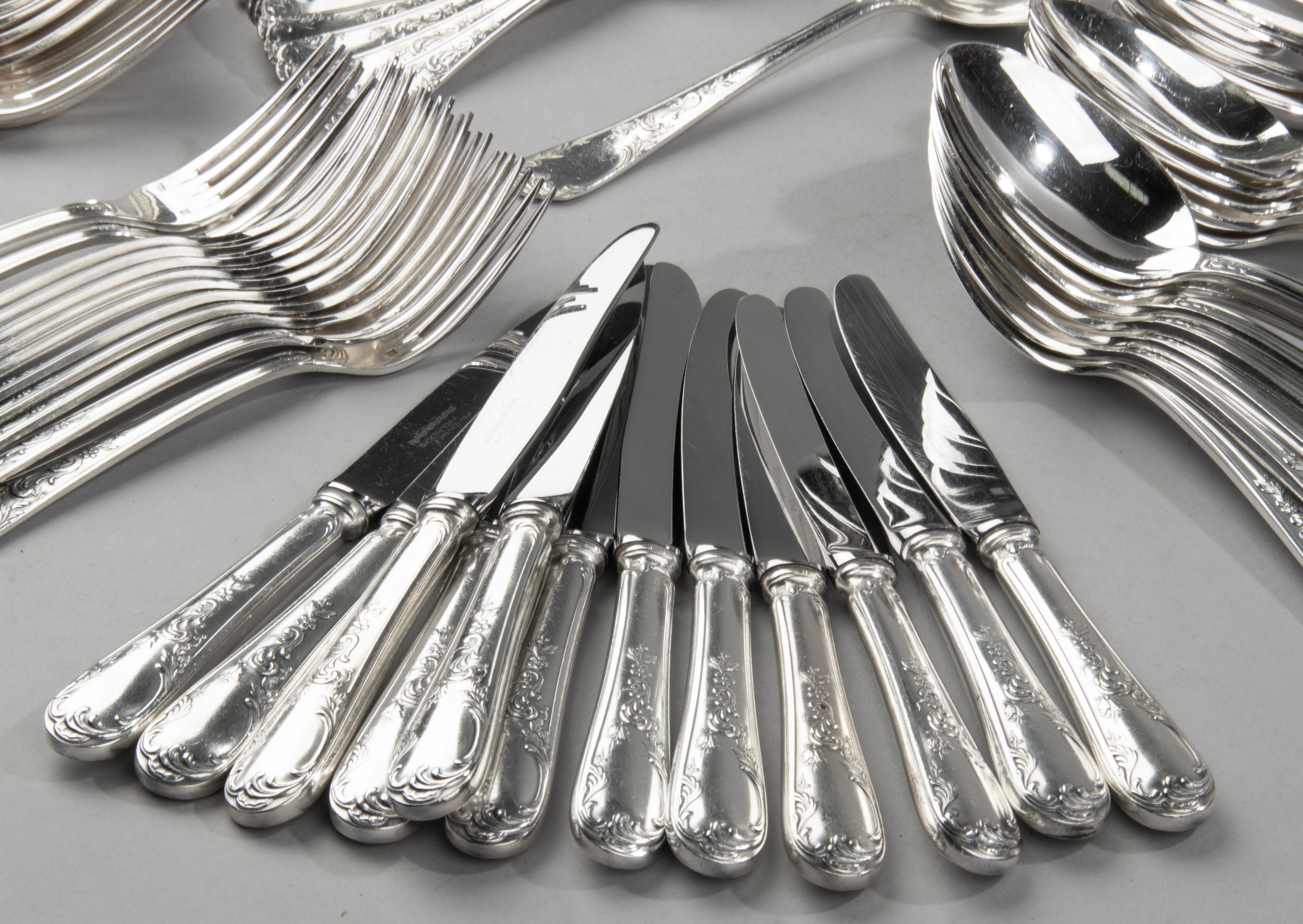 130-Piece Set Silver Plated Flatware, Frionnet France, Rococo Style For Sale 11