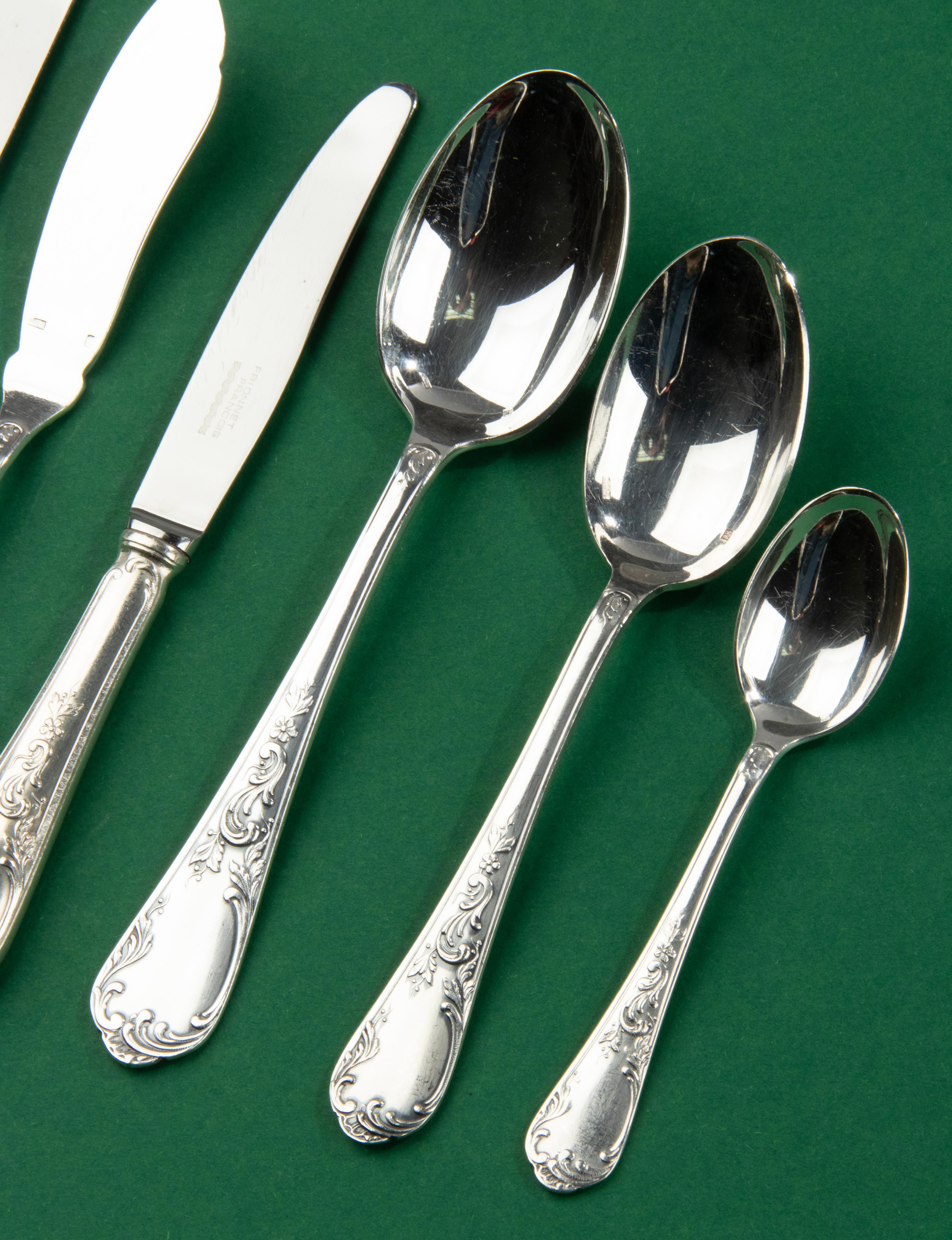 130-Piece Set Silver Plated Flatware, Frionnet France, Rococo Style For Sale 2