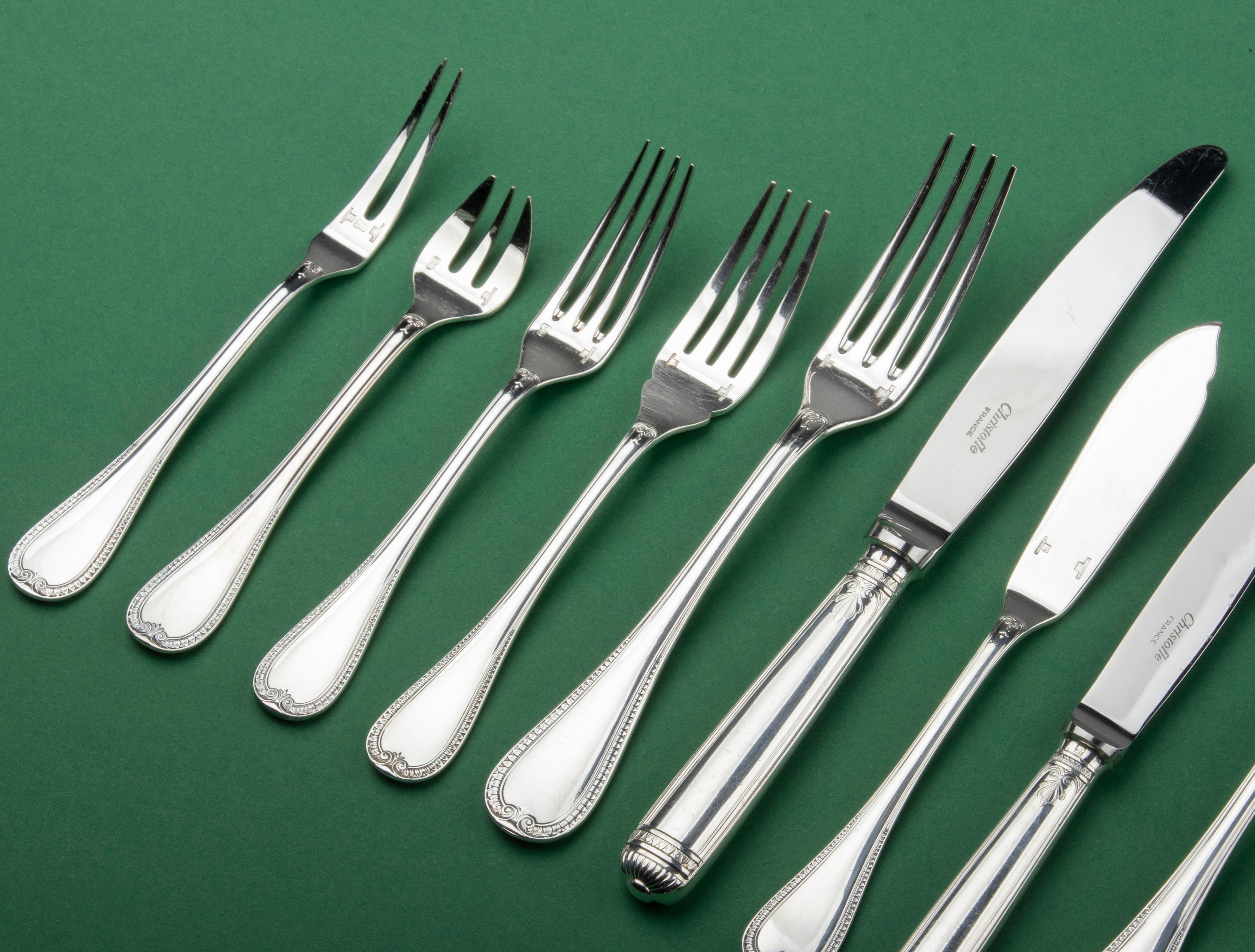 130-Piece Silver Plated Flatware Made by Christofle Model Malmaison in Canteen In Good Condition In Casteren, Noord-Brabant