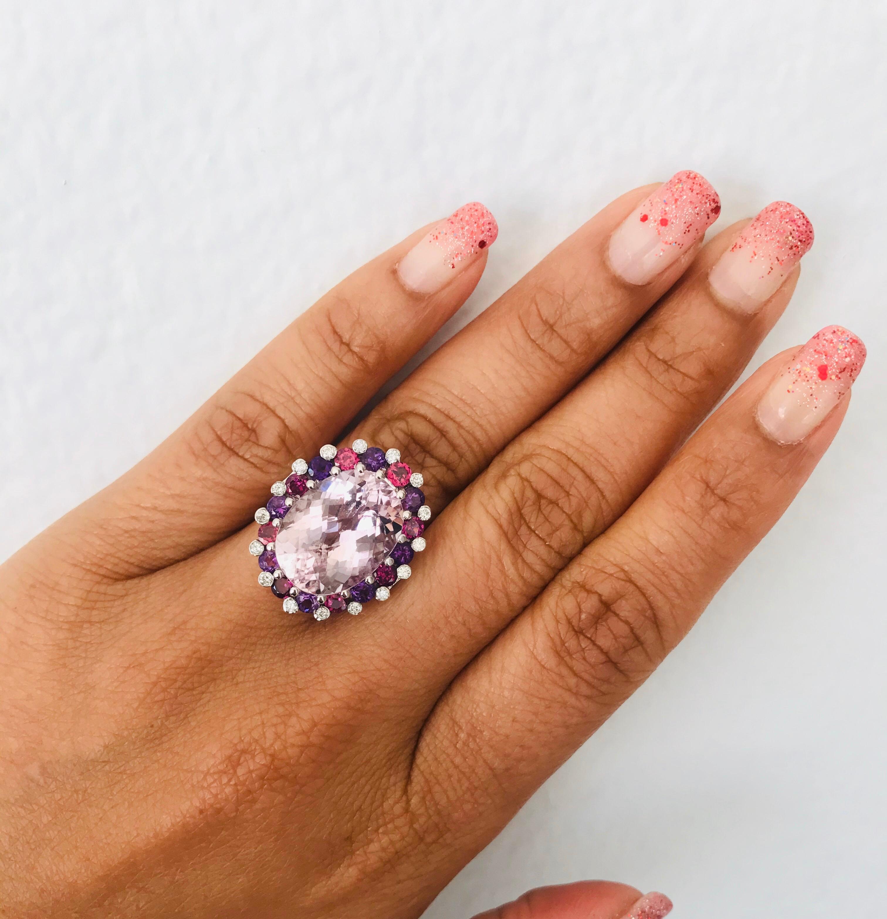 13.00 Carat Kunzite, Amethyst and Diamond 14 Karat White Gold Cocktail Ring In New Condition In Los Angeles, CA