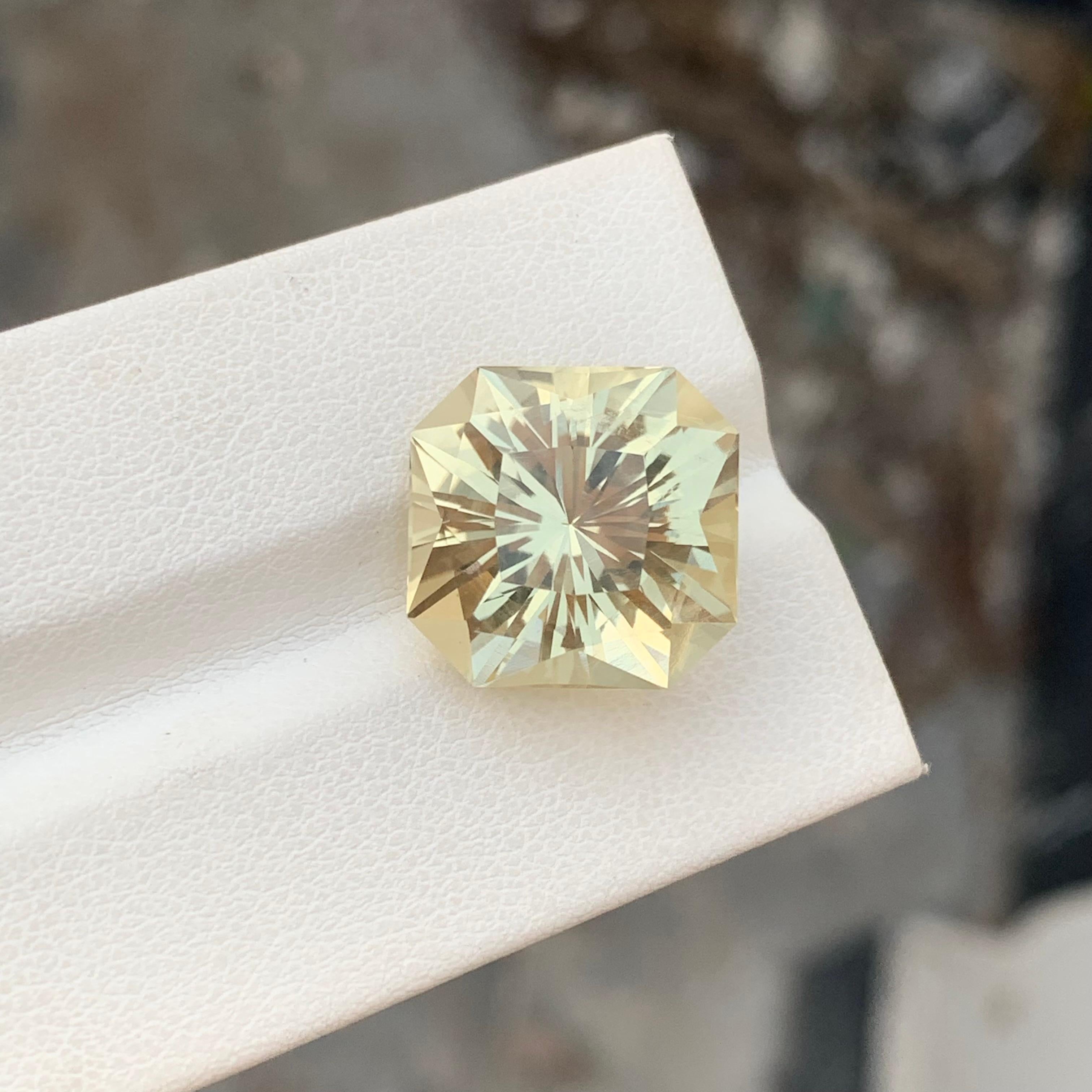 Citrine libre

Poids : 13,00 carats
Dimension : 14,8 x 14,5 x 10,9 mm
Origine : Brésil
Traitement : Non
Certificat : Sur demande
Forme : Carré 


La citrine, pierre précieuse rayonnante et polyvalente, enchante par ses teintes chaudes et dorées et