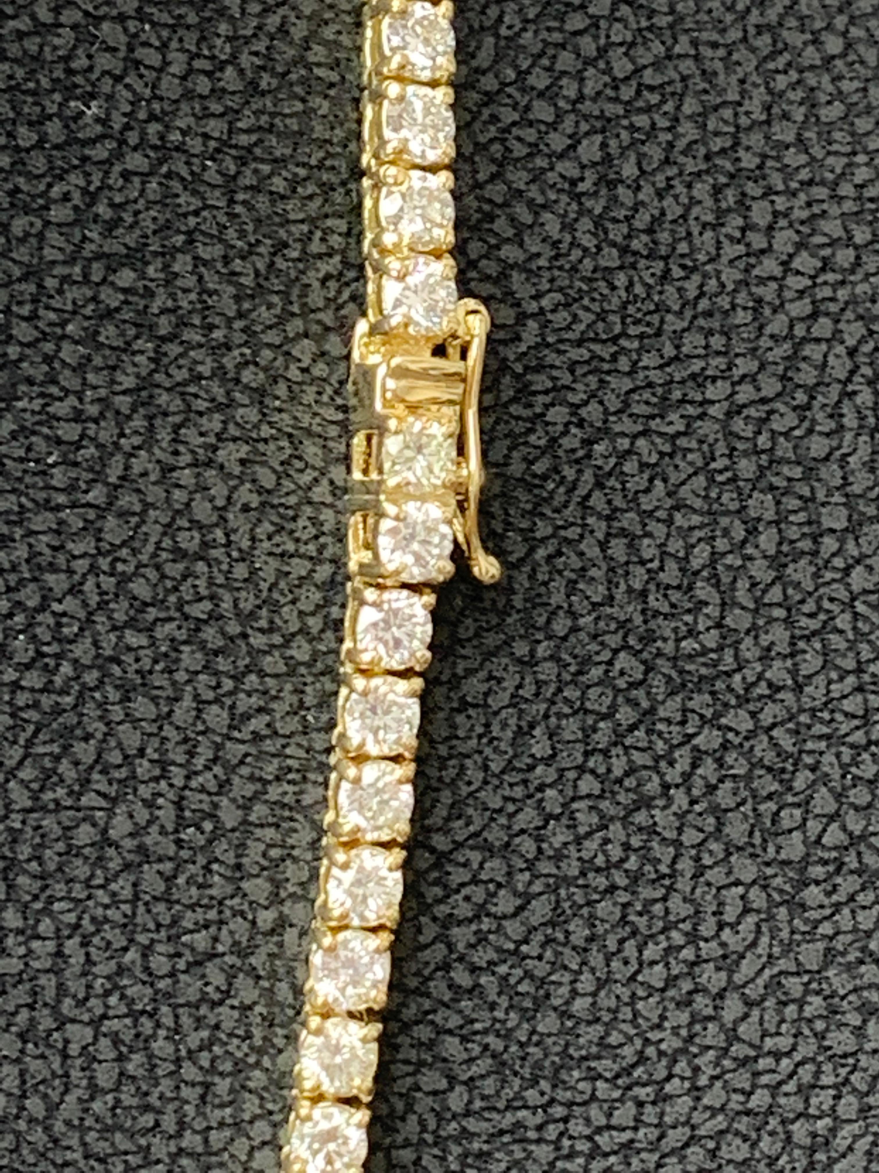 13.01 Carat Diamond Tennis Necklace in 14K Yellow Gold For Sale 9