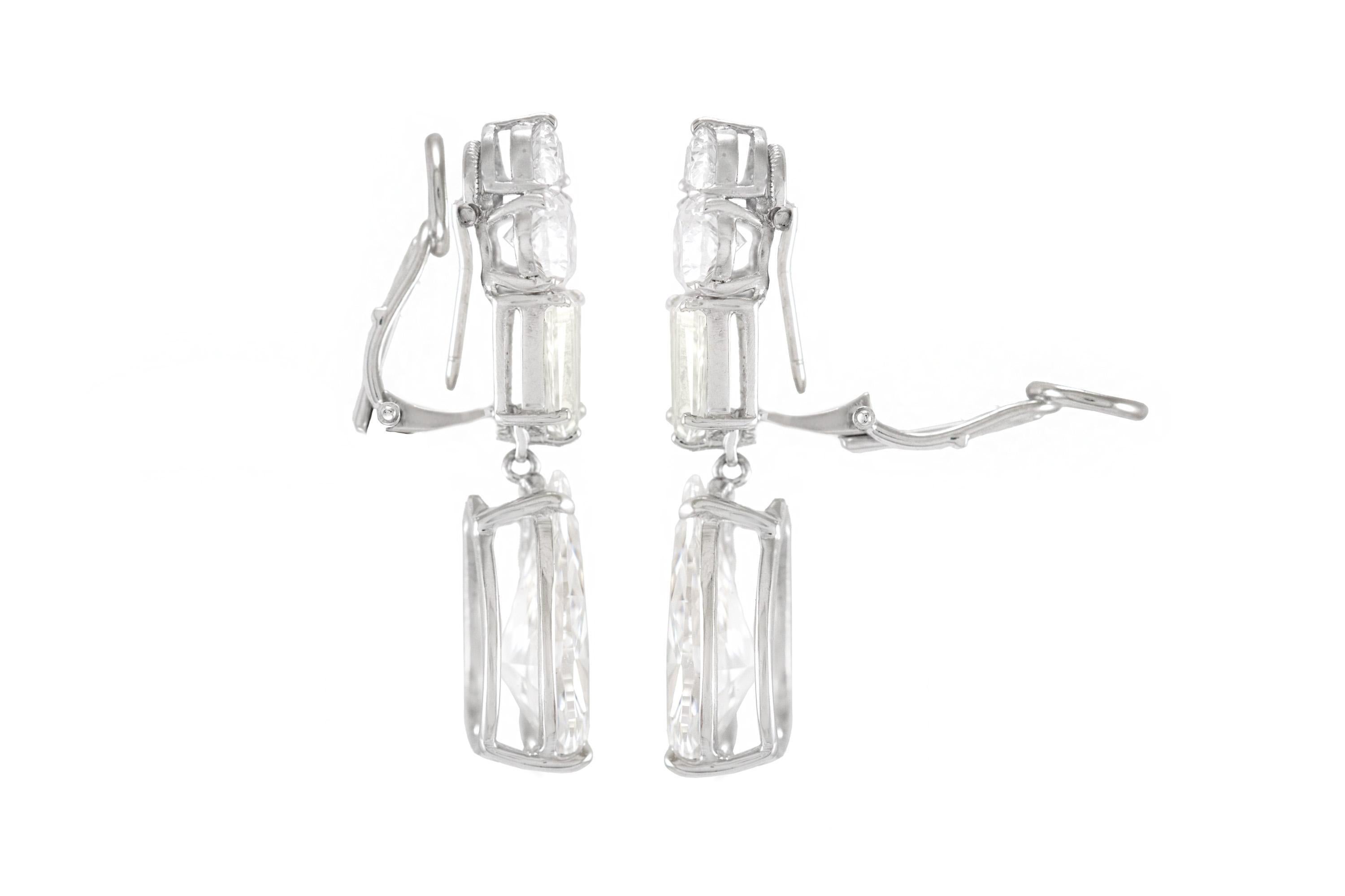 Taille poire Boucles d'oreilles pendantes en diamant multi-taille de 13,02 carats en vente