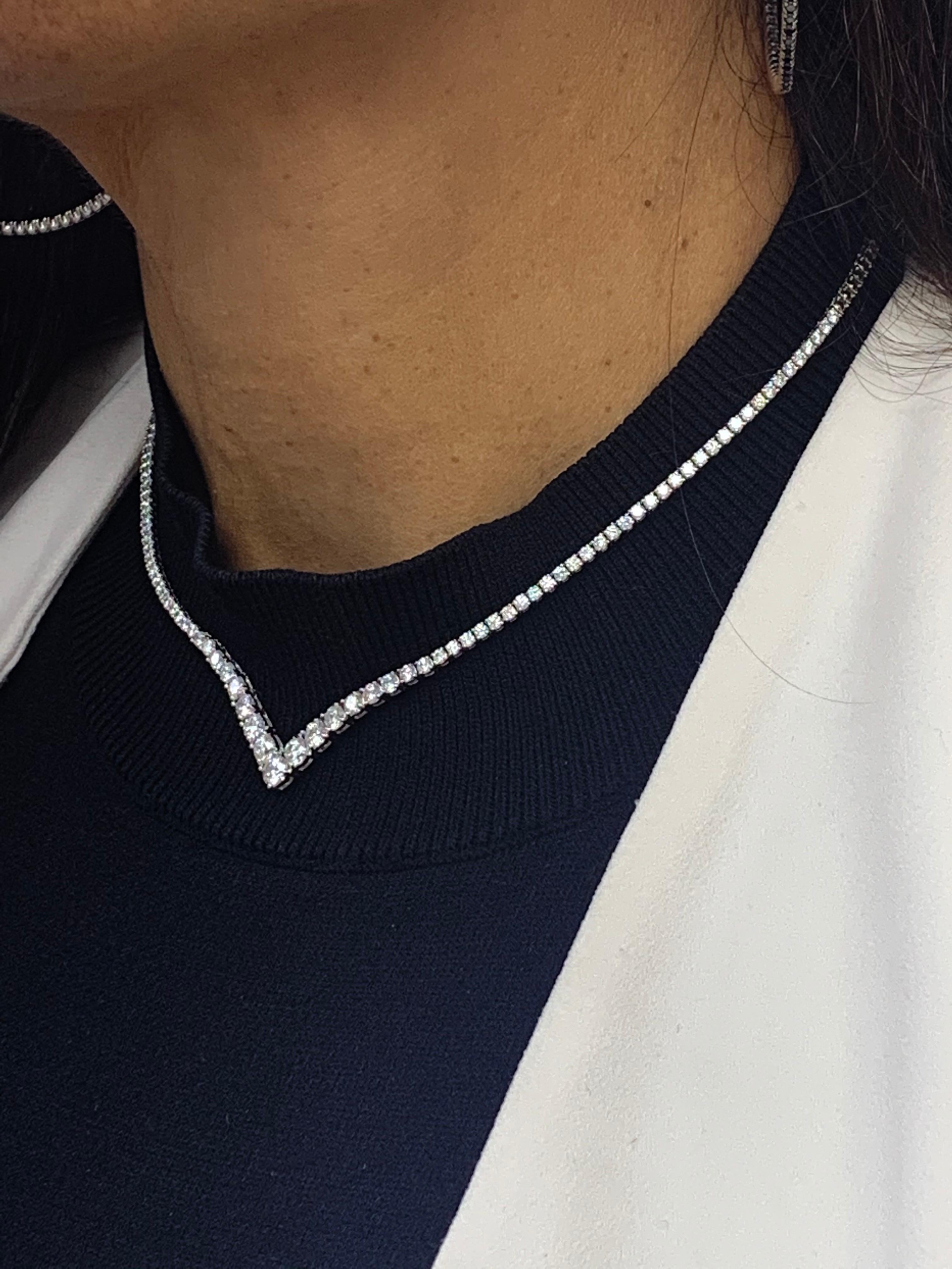 13.03 Carat Diamond Tennis Necklace in 14k White Gold For Sale 3