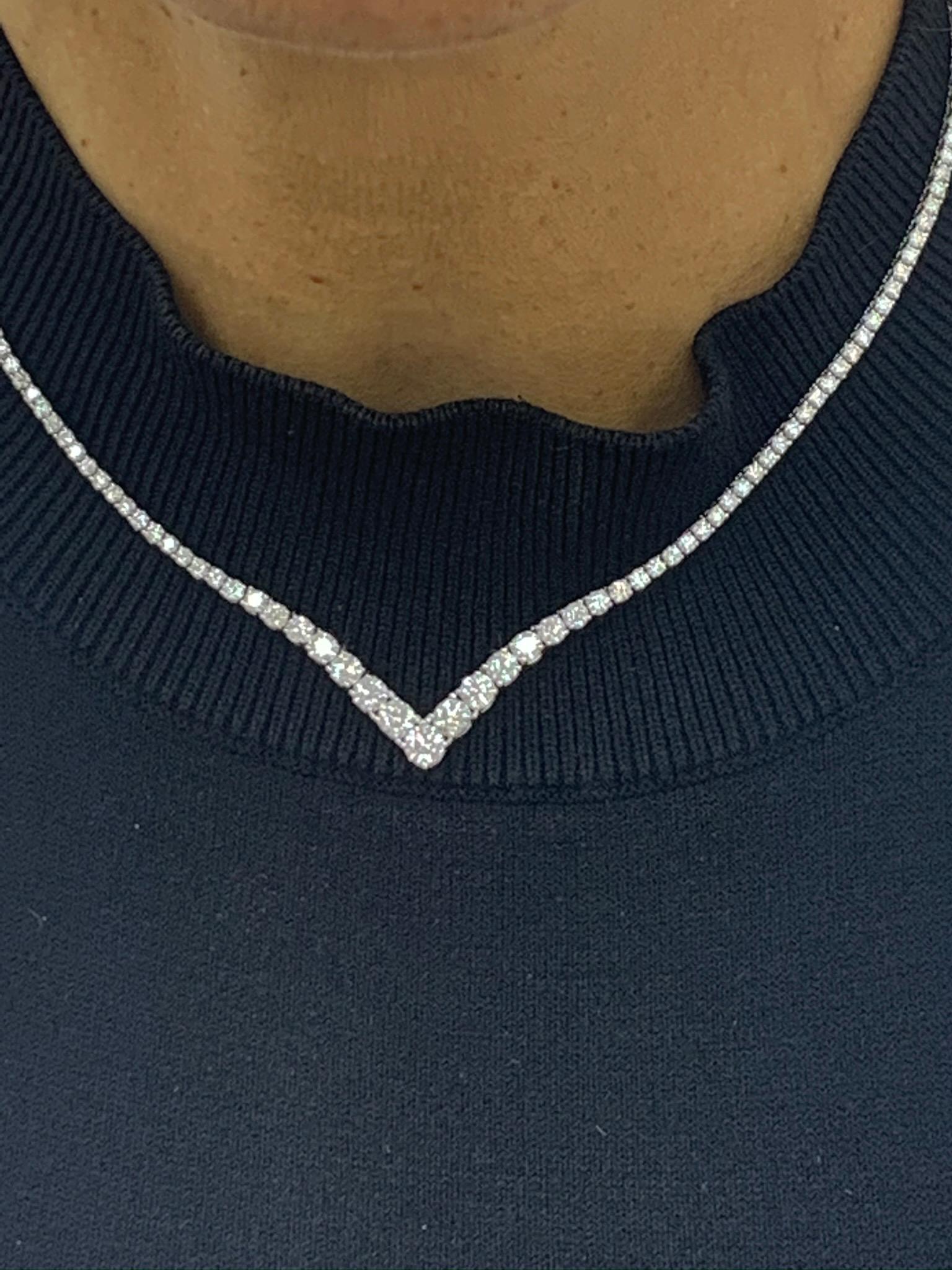 Round Cut 13.03 Carat Diamond Tennis Necklace in 14k White Gold For Sale