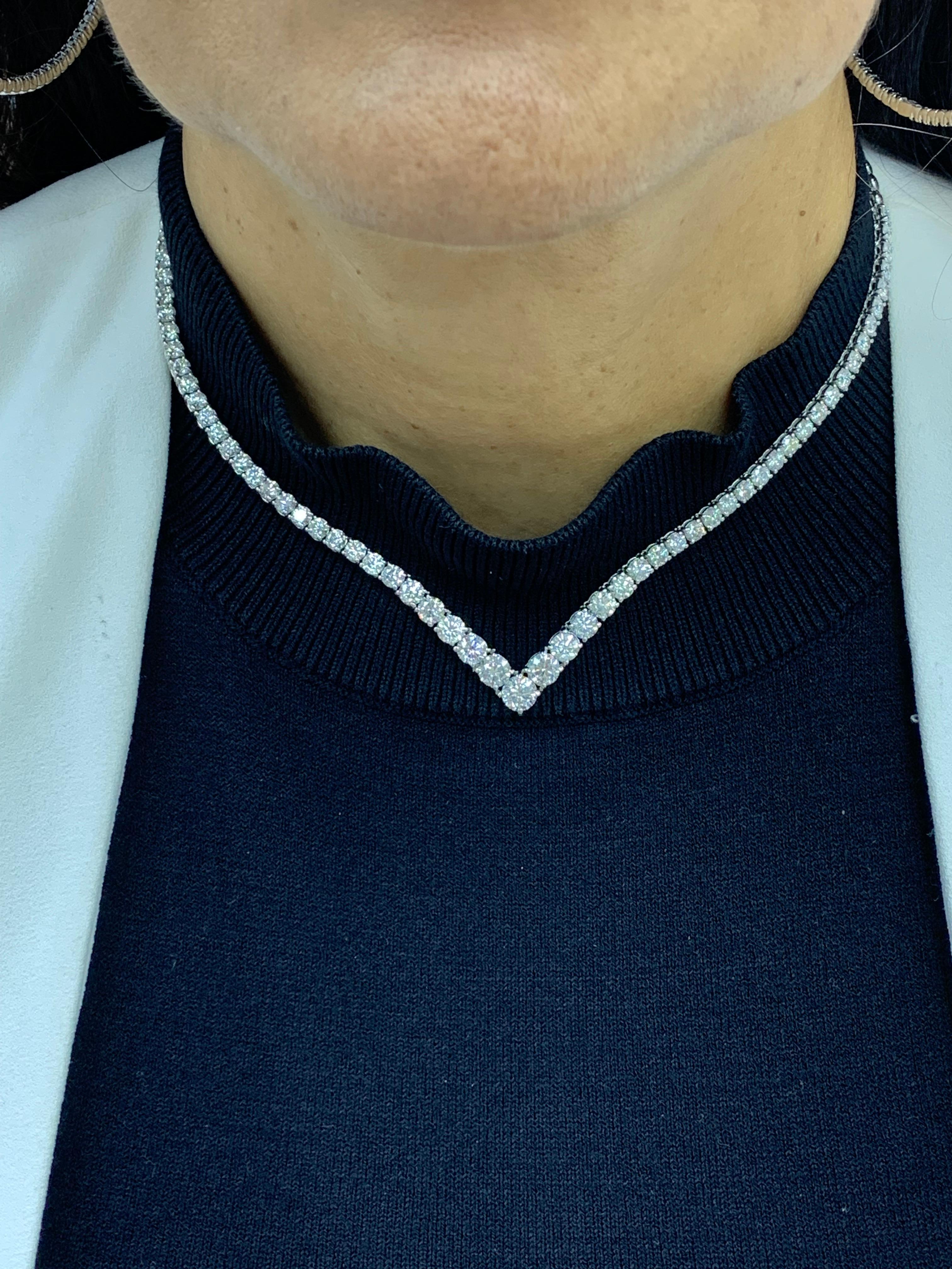 Collana graduata con diamanti tondi e brillanti da 13,03 carati in oro bianco 14K in vendita 5