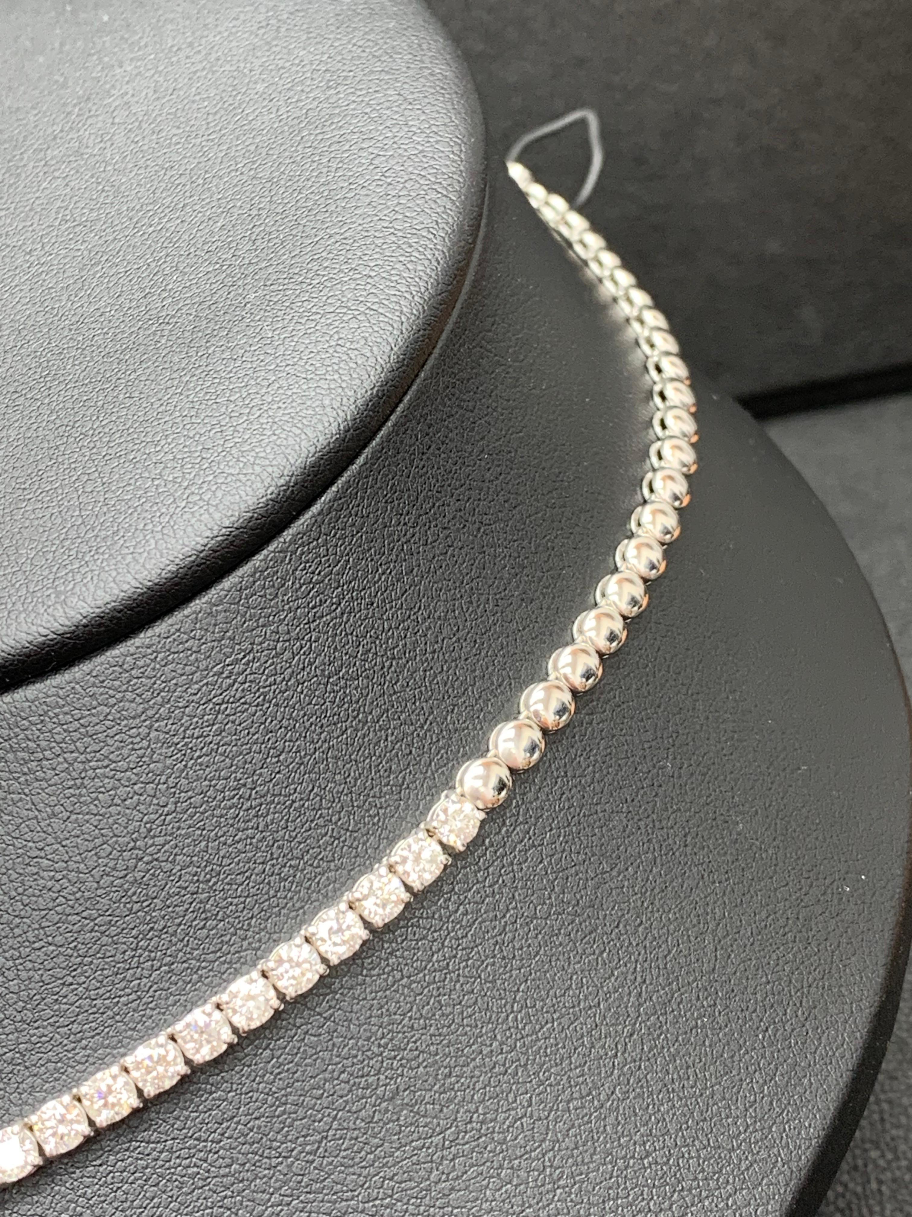 Collana graduata con diamanti tondi e brillanti da 13,03 carati in oro bianco 14K in vendita 1